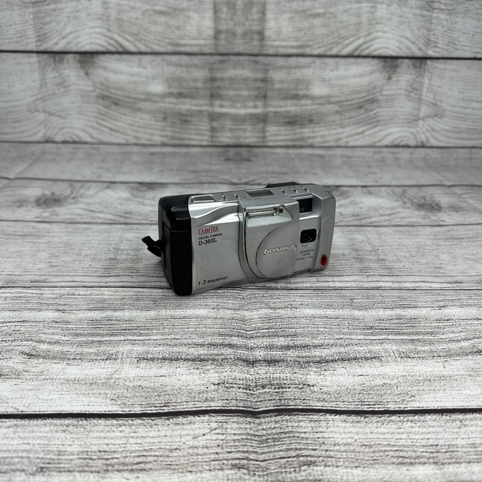 Olympus Camedia D-360L 1.3 Megapixel Digital Camera No SD Card TESTED
