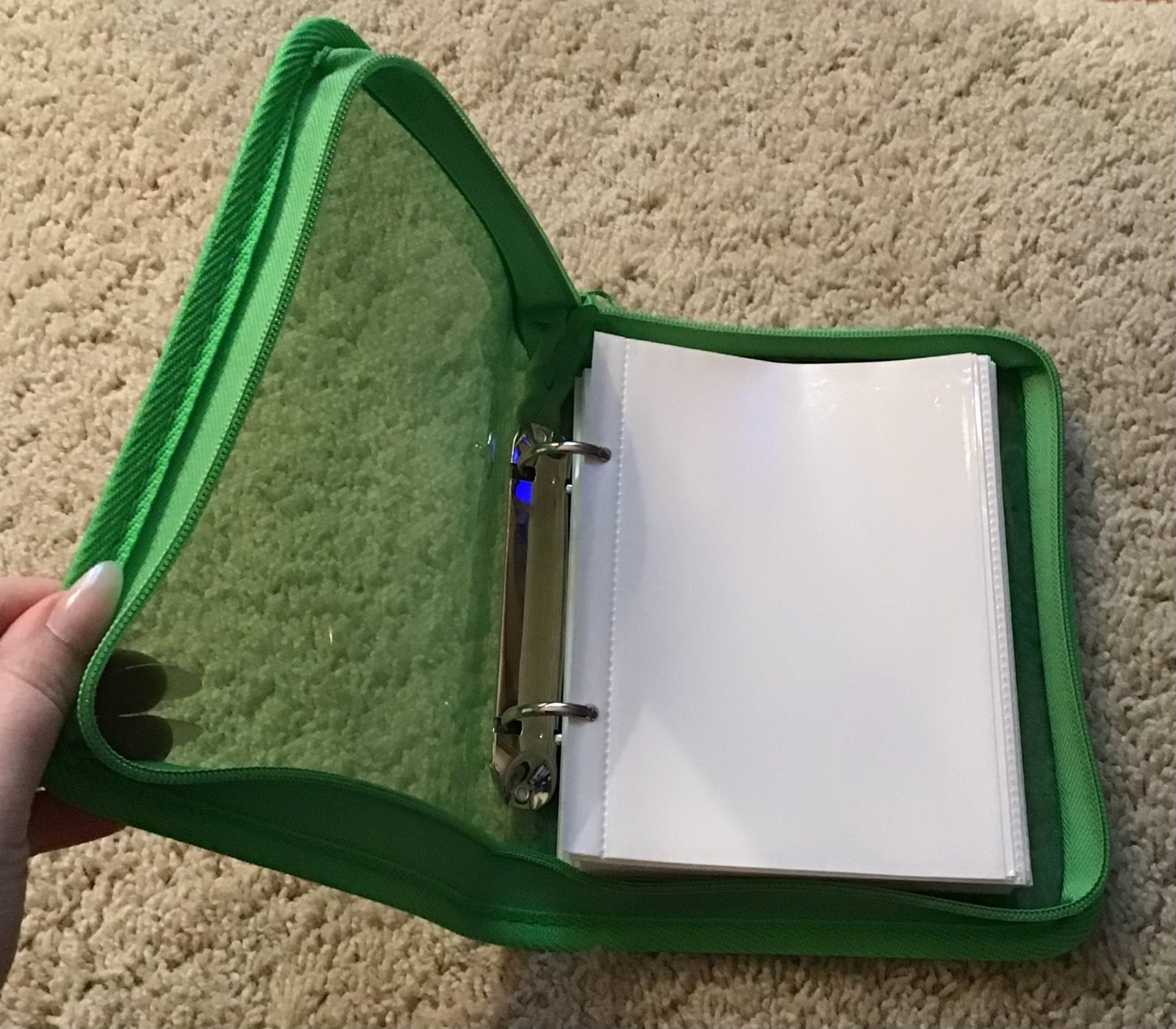 Green 2 Ring Binder Zipper Photo Album Plastic Holds 5″ W x 7″ H 60 Sheets HTF