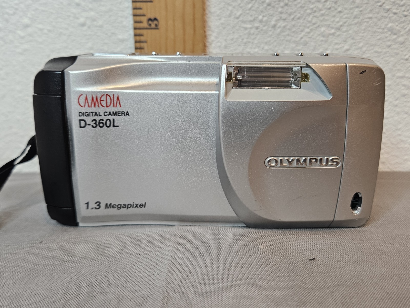 Olympus Camedia D-360L – 1.3 Megapixel Digital Camera, NO Memory Card. Tested