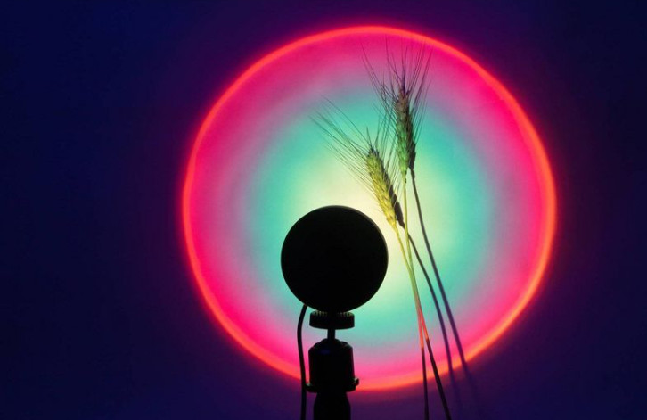 **Tik Tok Trend – Sunset Lamp** Sunpak Sunset Light