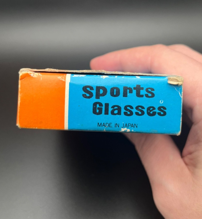 Vintage Crystar Sports Glasses 2.5x Compact Opera Folding Binoculars Japan Red