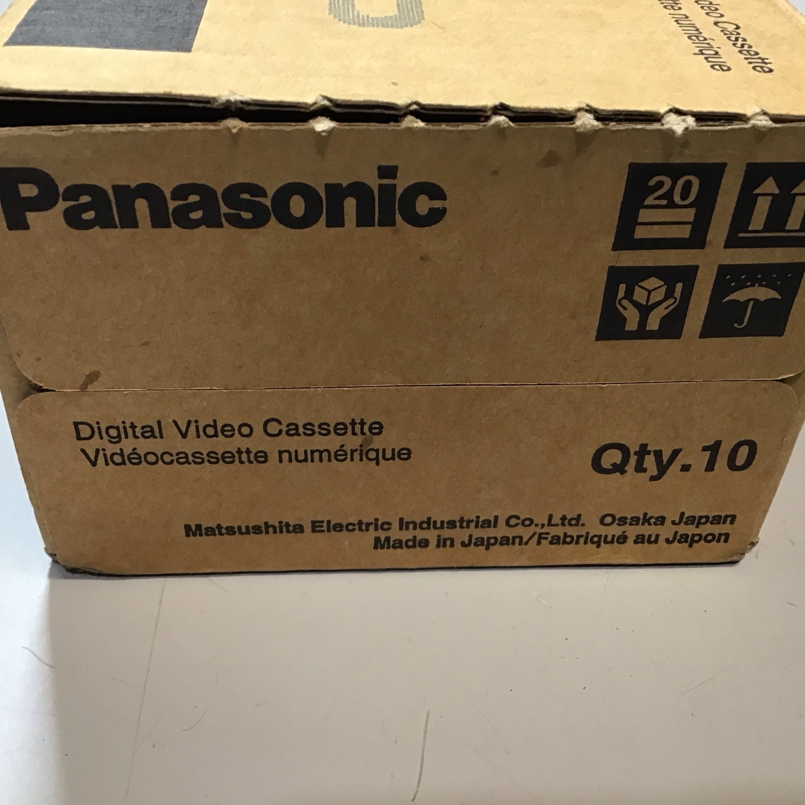 BOX OF 10 Panasonic DVCPRO AJ-P33MP Digital Video Cassettes Tapes 33min New