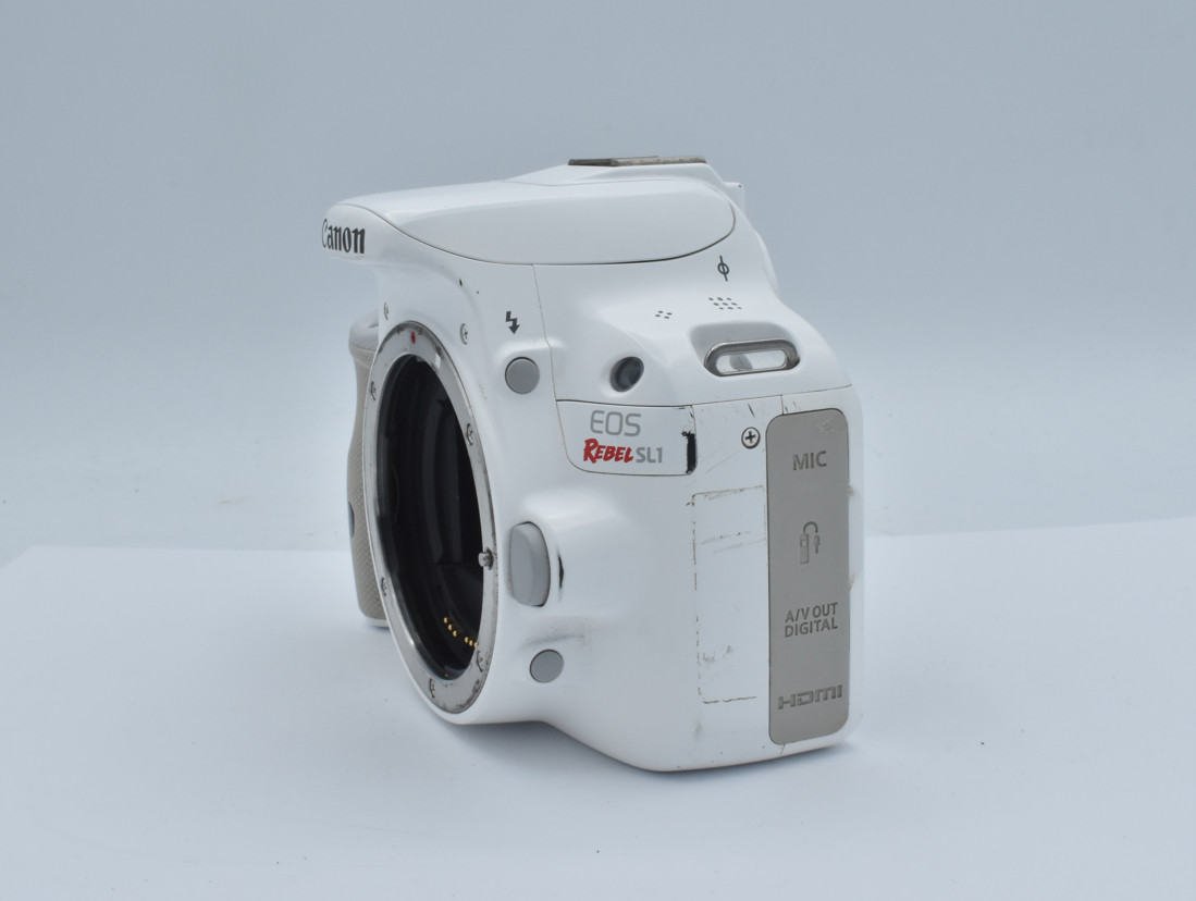 Canon EOS Rebel SL1 DSLR Digital SLR Camera Body, White (Taiwan)