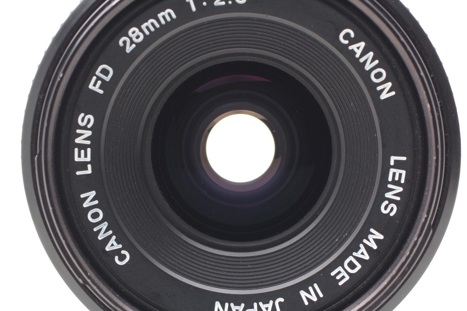 [Near MINT] Canon New FD NFD 28mm F/2.8 MF Wide Angle Lens W/Cap From JAPAN