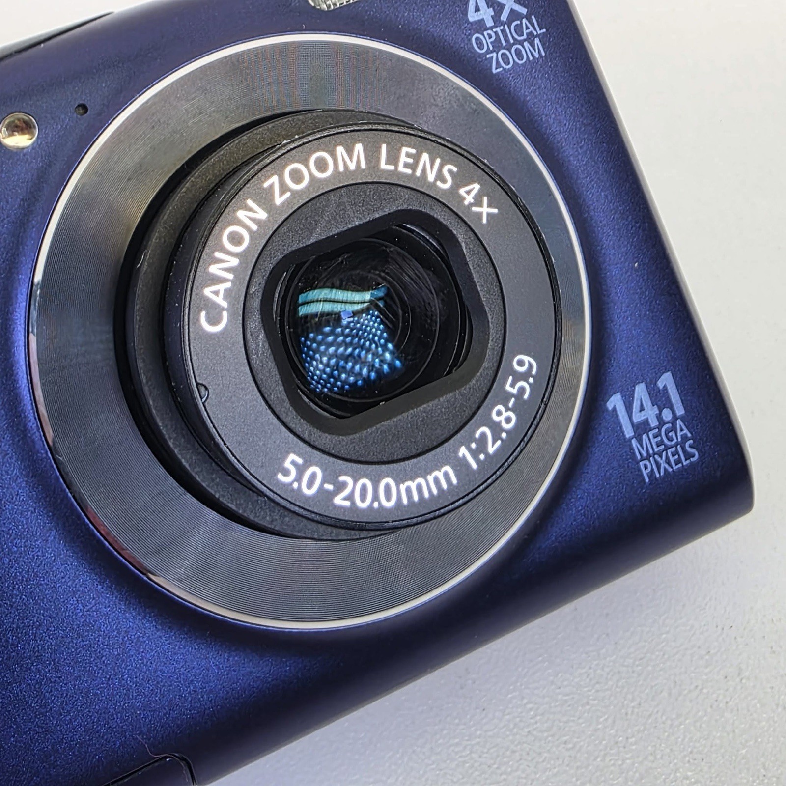 Canon PowerShot A2200 14.1MP Digital Camera / 4x Optical Zoom / 4GB SD/ Works