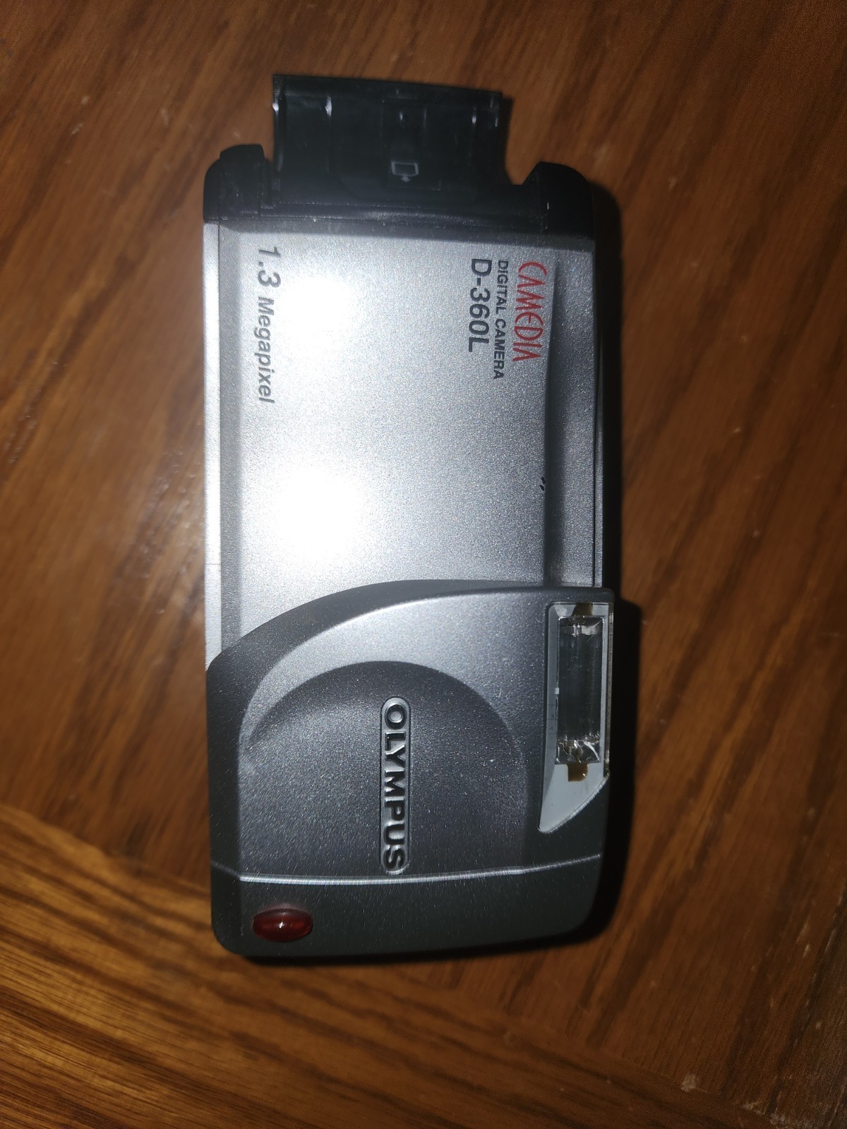 1999 Olympus Camedia D-360l Digital Camera Works. Read Desc.