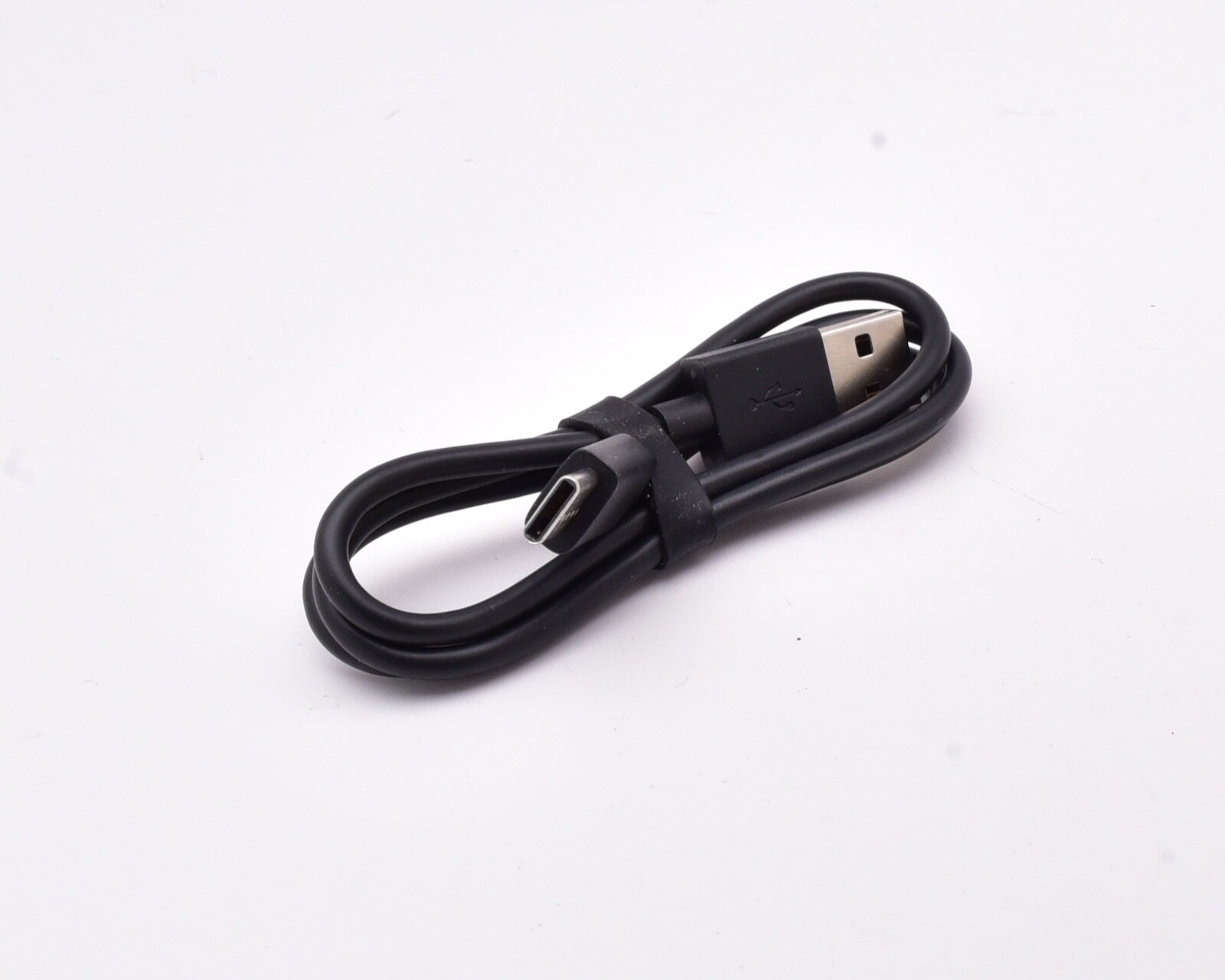 Genuine Fujifilm USB A to USB C Cable 2′ X-A7 X-E4 X-T30 X-T200 X-100V (#13308N)