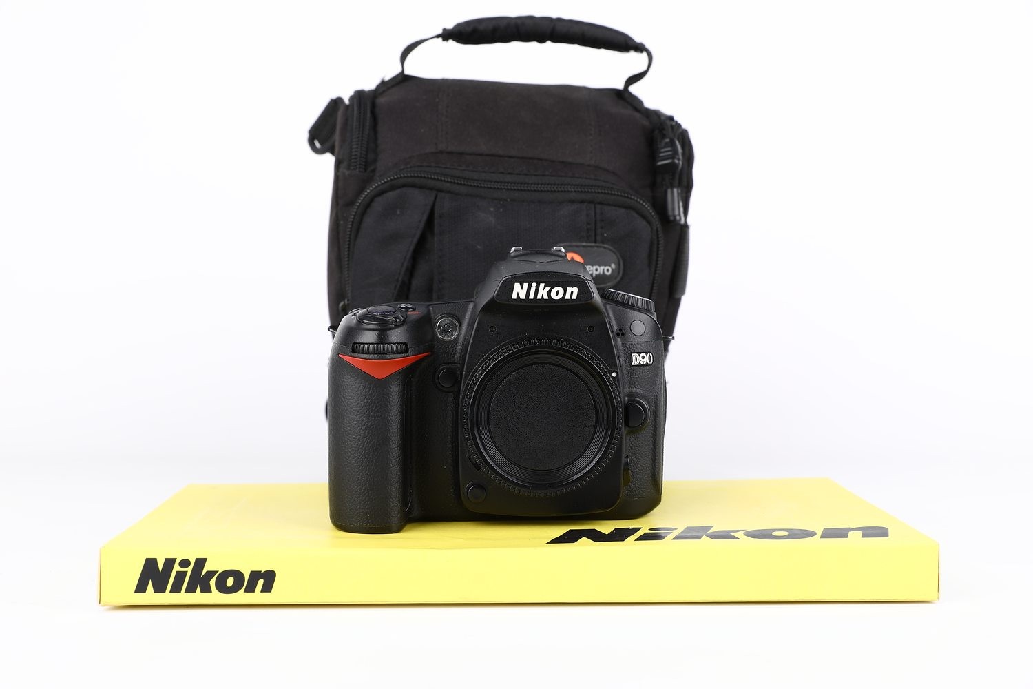 Nikon D90 + bag + 2 YEARS WARRANTY