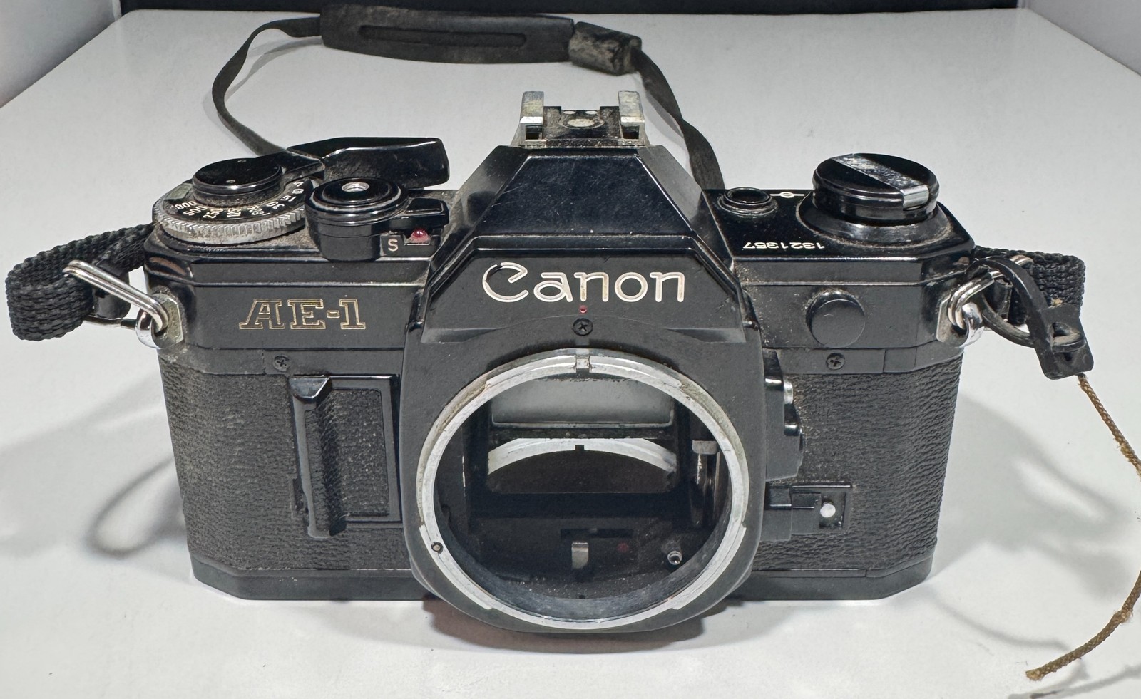 Canon AE-1 Program 35mm SLR Film Camera Body Black Made in Japan-Battery Tested