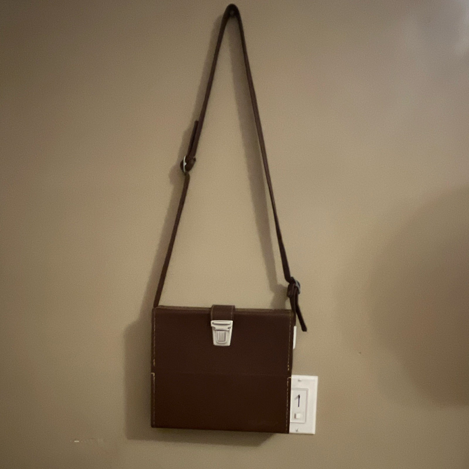 Polaroid Brown Leather Camera Carry/Shoulder Bag Case with Strap