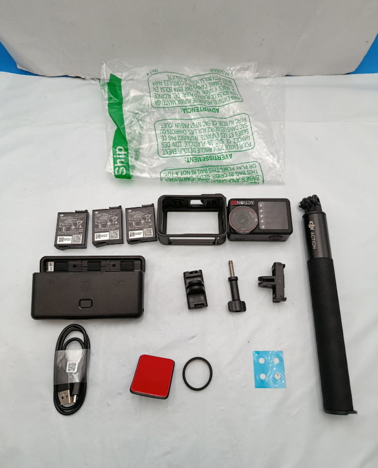 DJI Action 5 Pro Adventure Combo 4K Video 40MP 4H Battery Dual OLED