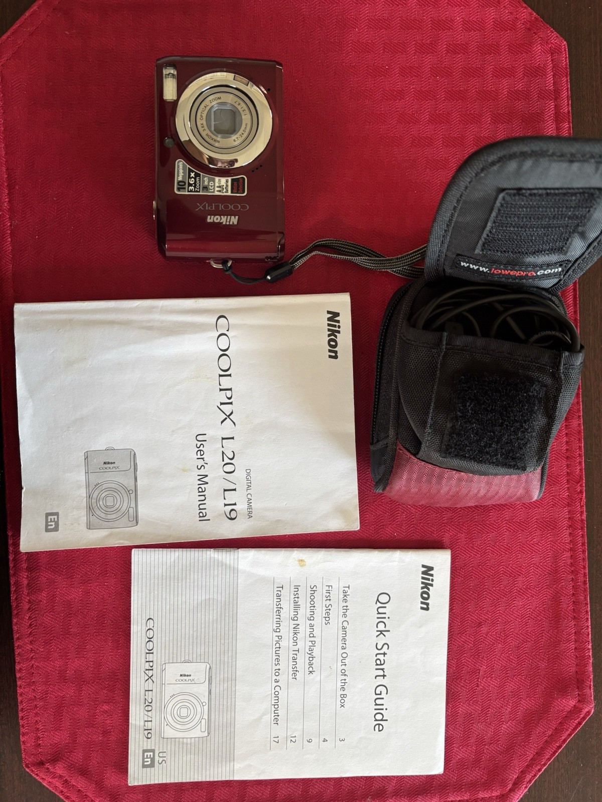 Nikon COOLPIX L20 10MP Compact Camera Red 3.6x Zoom 3in LCD Case Bundle