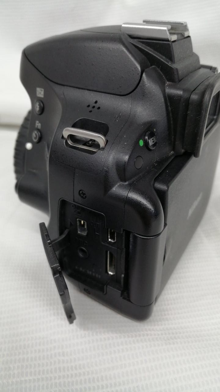 Nikon D5100 DSLR Camera Body + 18-55mm Lens Kit 16.9MP APS-C