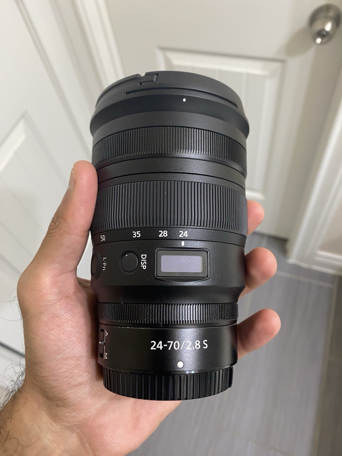 Nikon NIKKOR Z 24-70mm f/2.8 S Lens With Caps & Hood