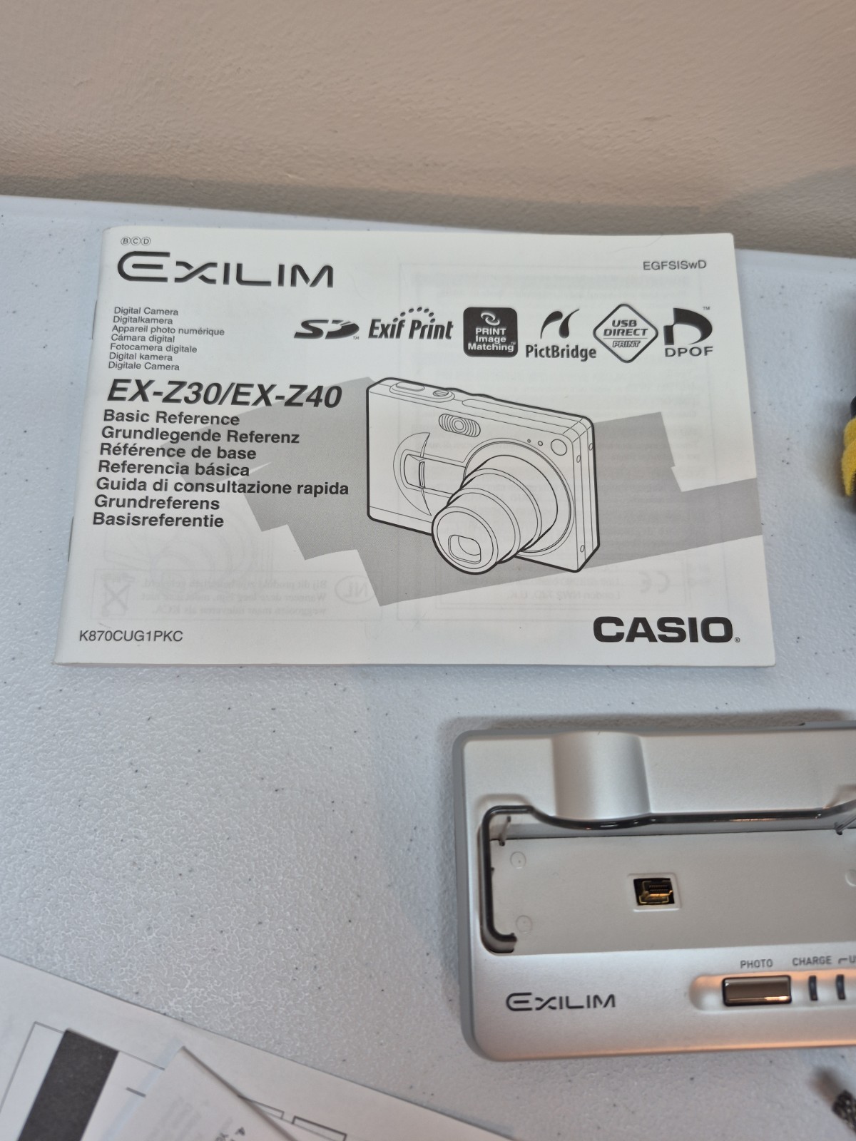 Casio Exilim EX-Z40 Digital Camera 4MP 2″ Display 3x Optical Zoom Compact