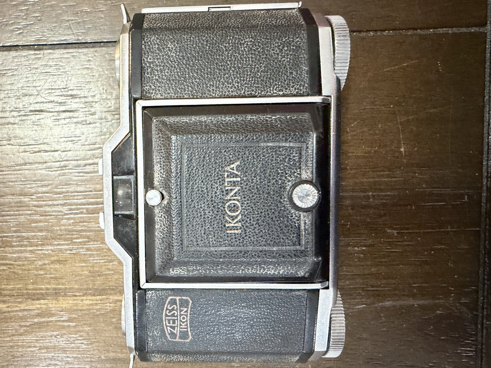 Vintage Zeiss Ikon Ikonta 522/24 35mm Folding Film Camera 45mm f/3.5 Lens W/Film