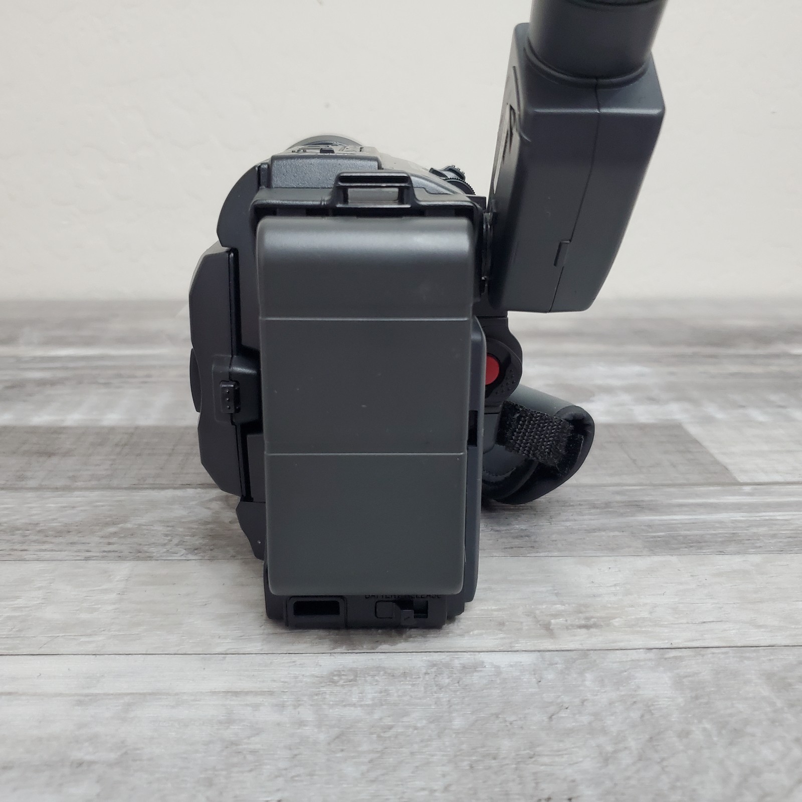 JVC GR-AXM230U Compact VHSC Video Camcorder Camera 400x Zoom VCR Transfer TESTED