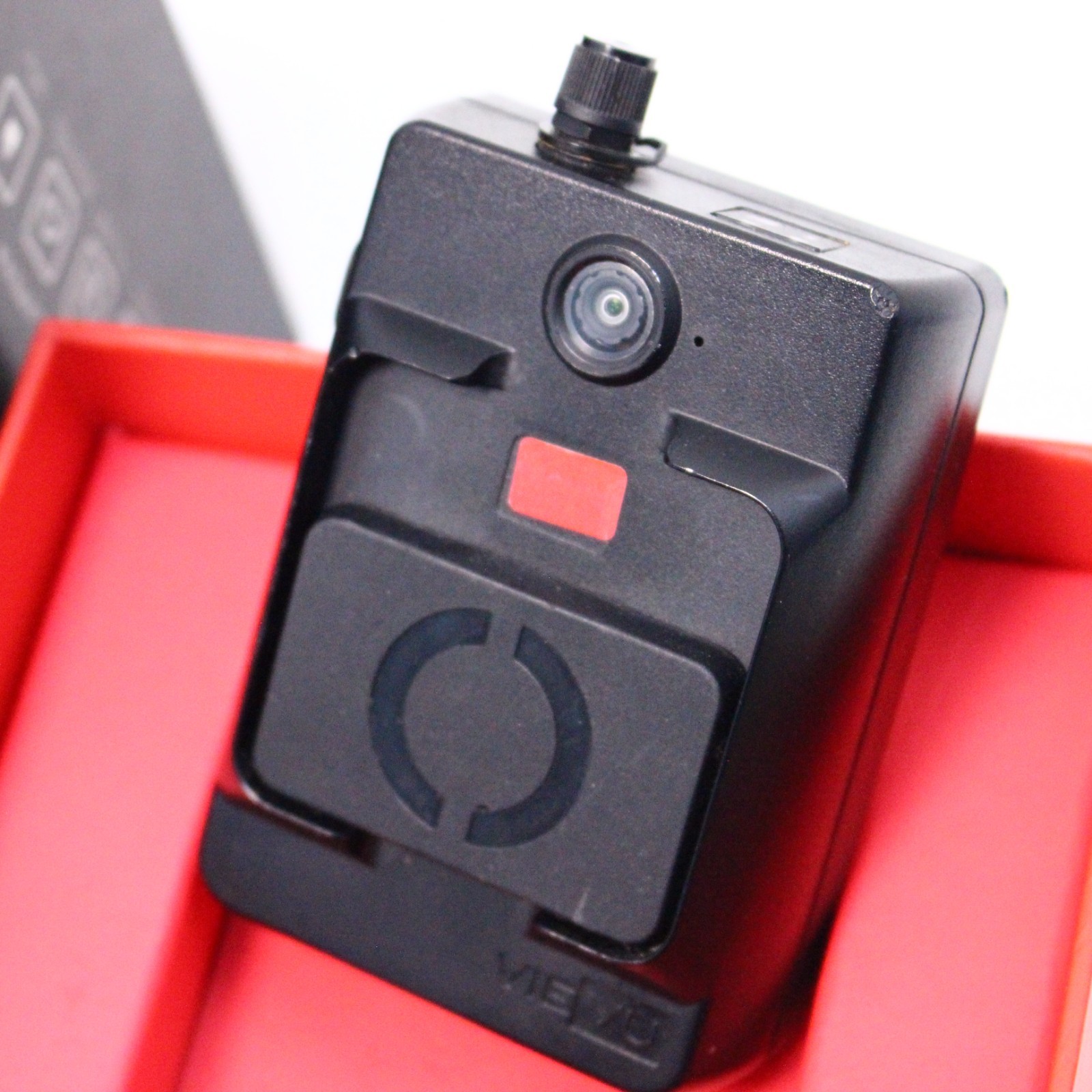 VIEVU LE5 Body-Worn Camera with download cable
