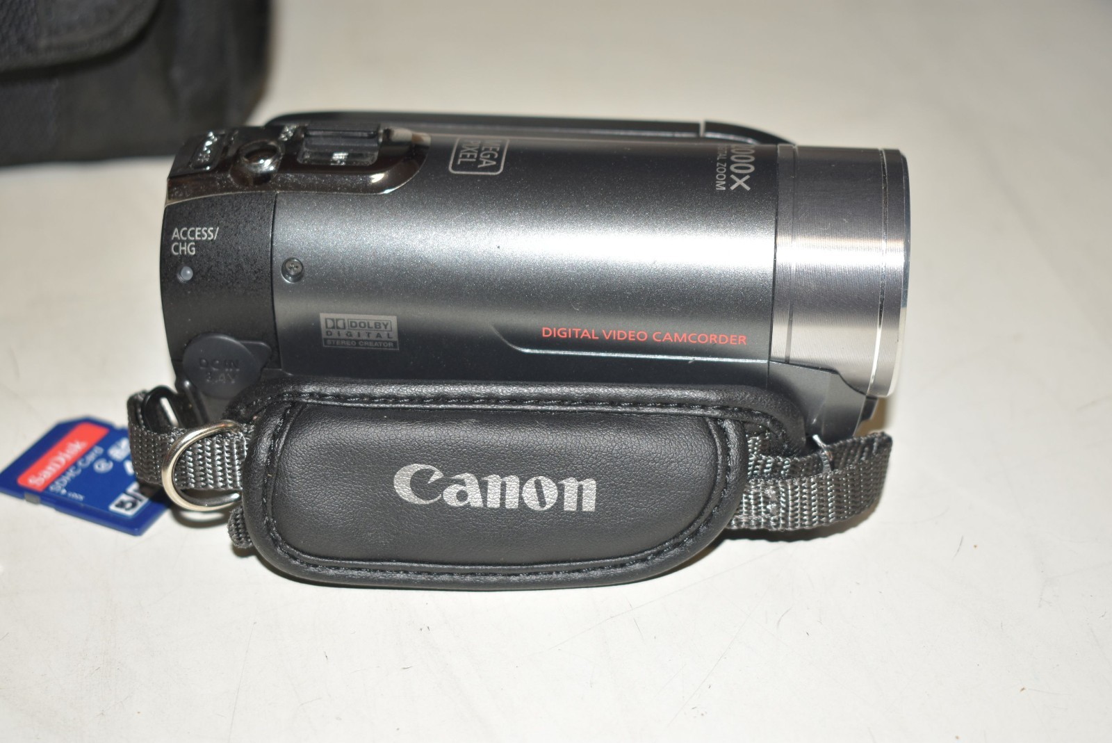 Canon FS11 (Gray) 16GB Internal Memory Digital Camcorder w/Case/Battery/Charger