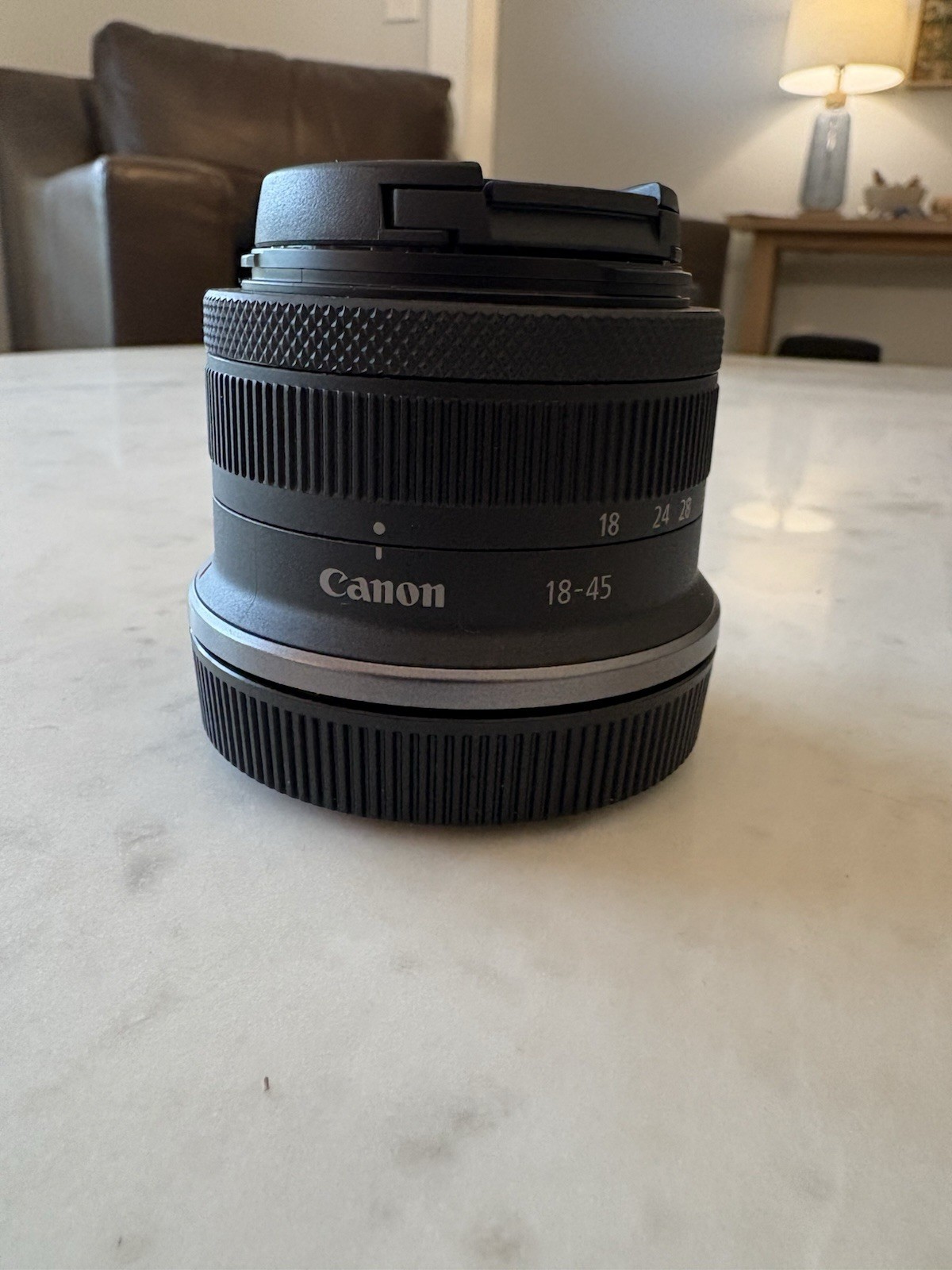 Canon Rf Kit Lenses 18-45mm with Lense Caps and Lens Hood