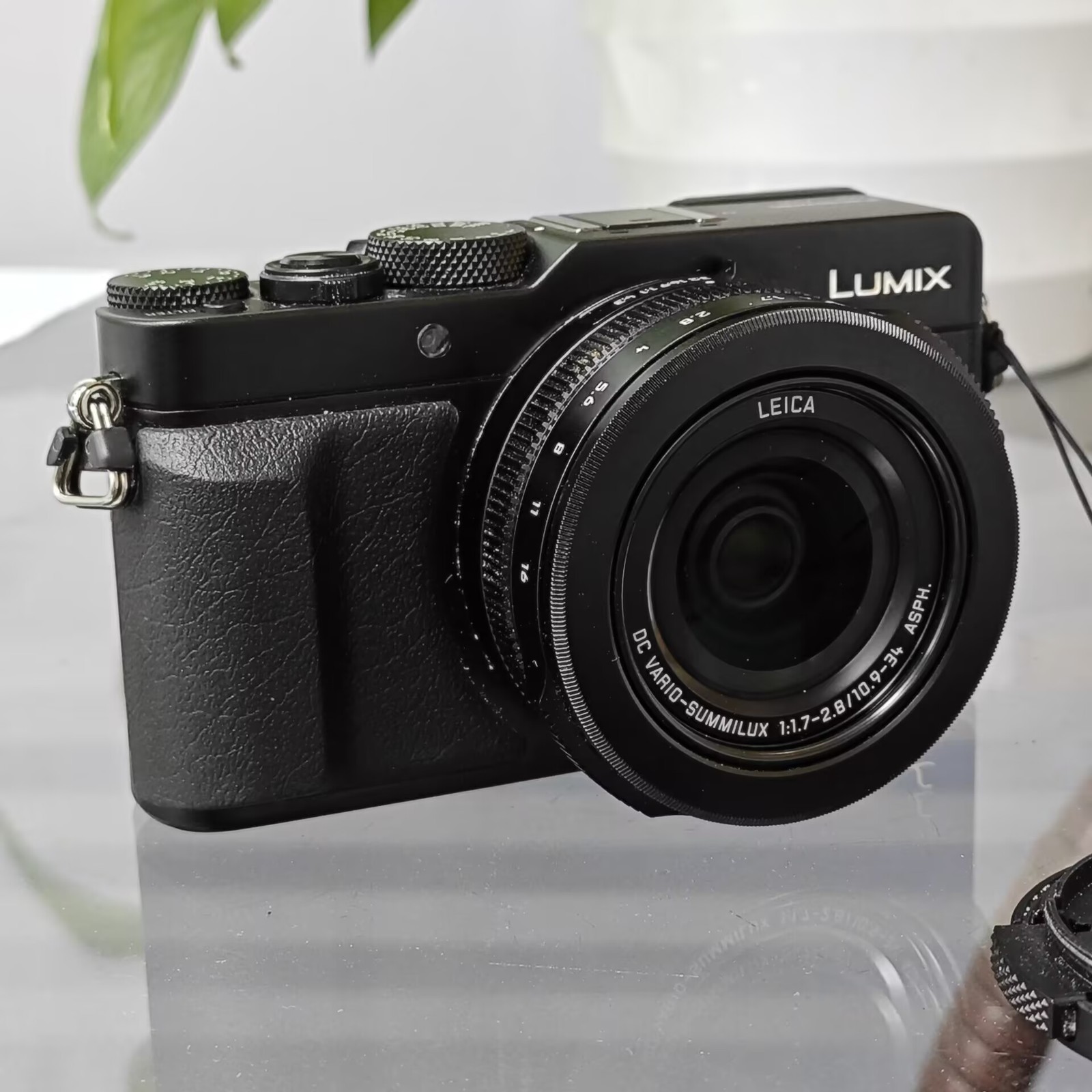 Panasonic LUMIX DMC-LX100 12.8MP Digital Camera 4K video Cam W/ Wi-Fi NFC 95%NEW