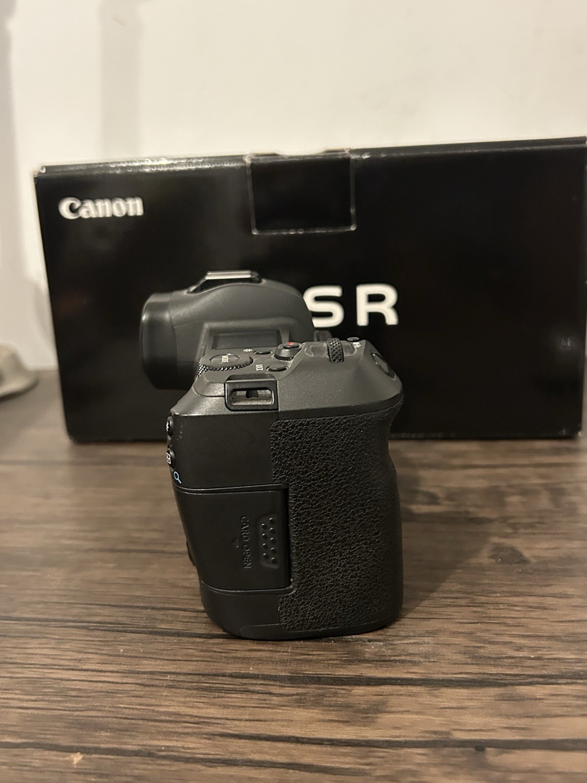 Canon EOS R 30.3MP Digital Camera – Black (Body Only)