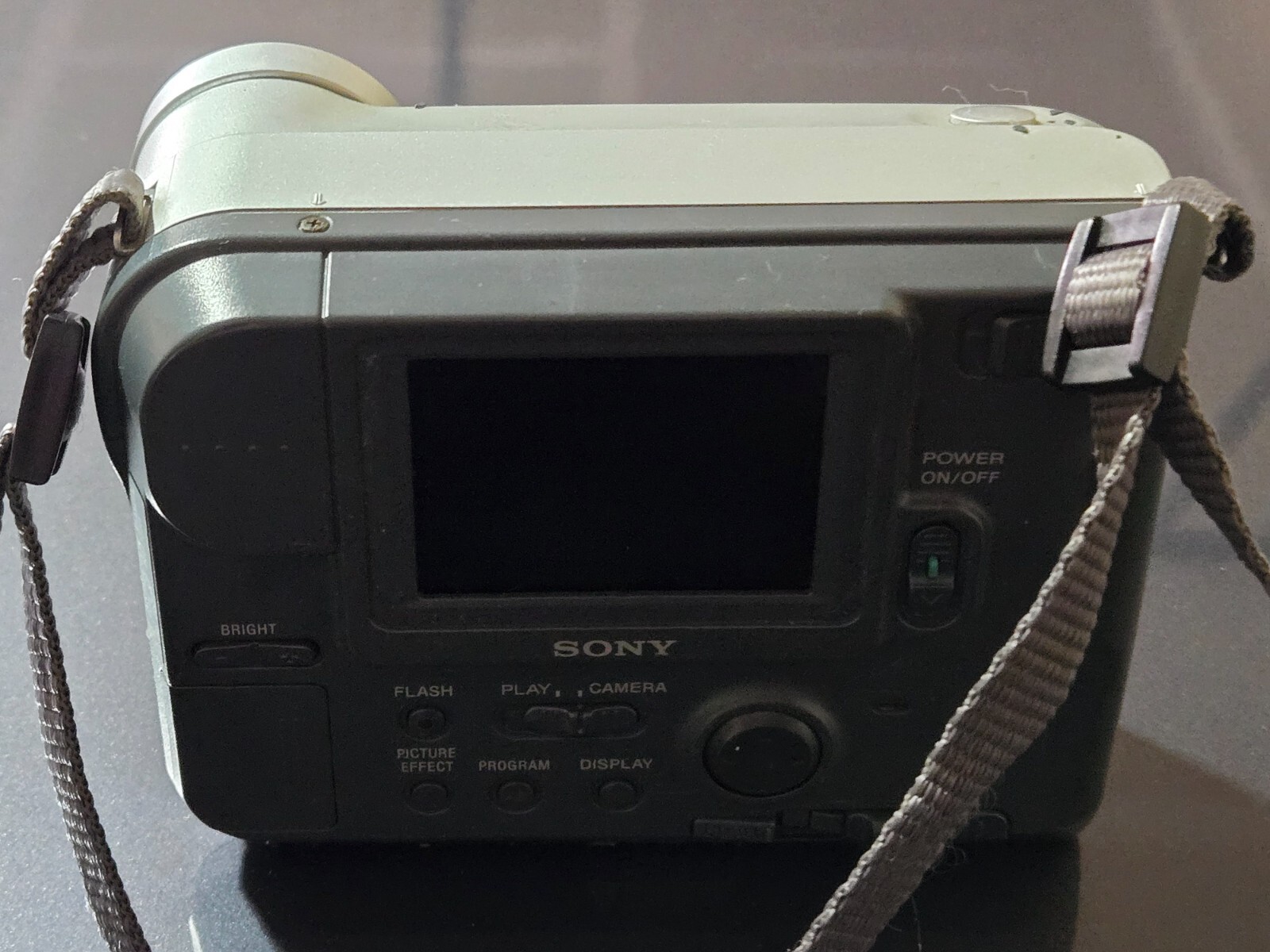 Sony FD Drive 10x Mavica MVC-FD75 Digital Camera Silver