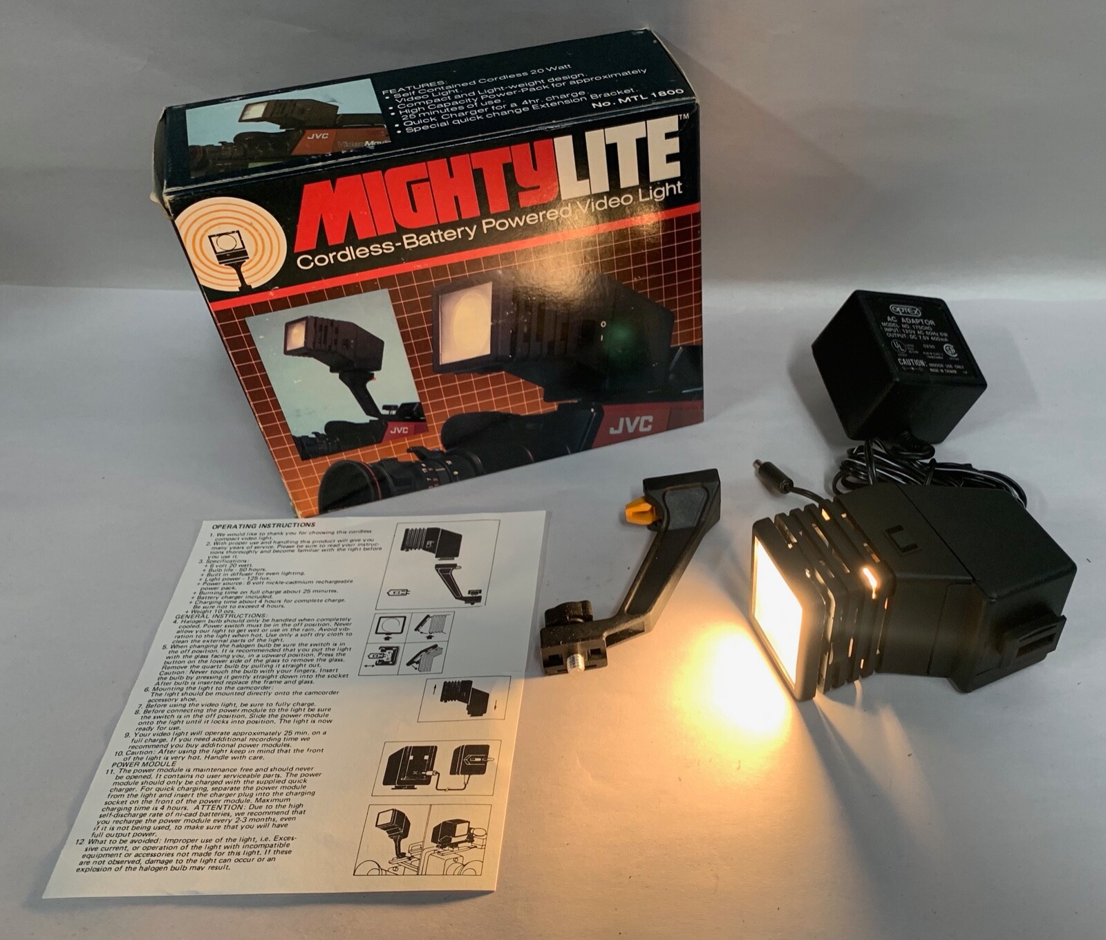 UNUSED Vtg Mighty Lite Cordless Rechargeable Battery Powered Video Light (A7)