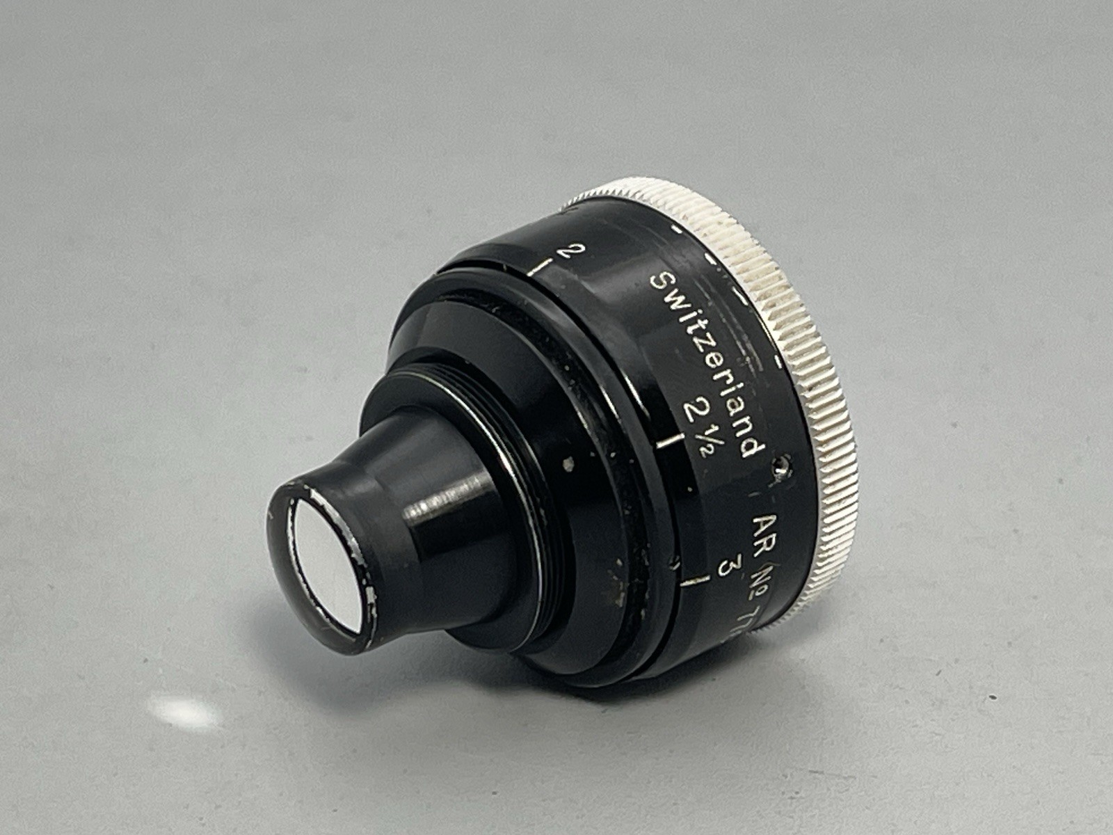 Hyper Kern Paillard 0,5x AR Wide Angle Auxiliary Lens for Bolex 8mm Cine D Mount