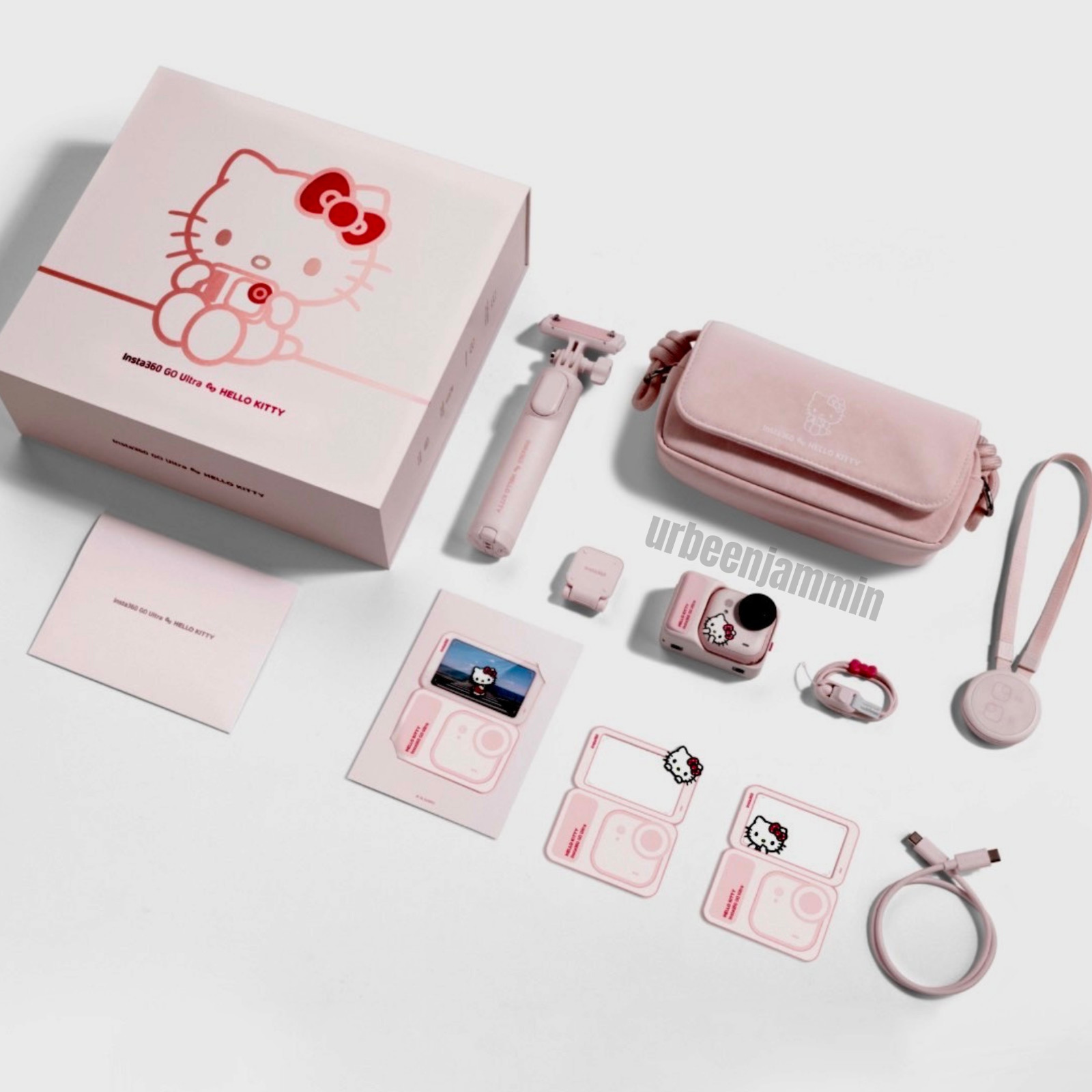 INSTA360 HELLO KITTY GO ULTRA ACTION CAMERA CREATOR BUNDLE * SHIPS WITHIN 24 HRS