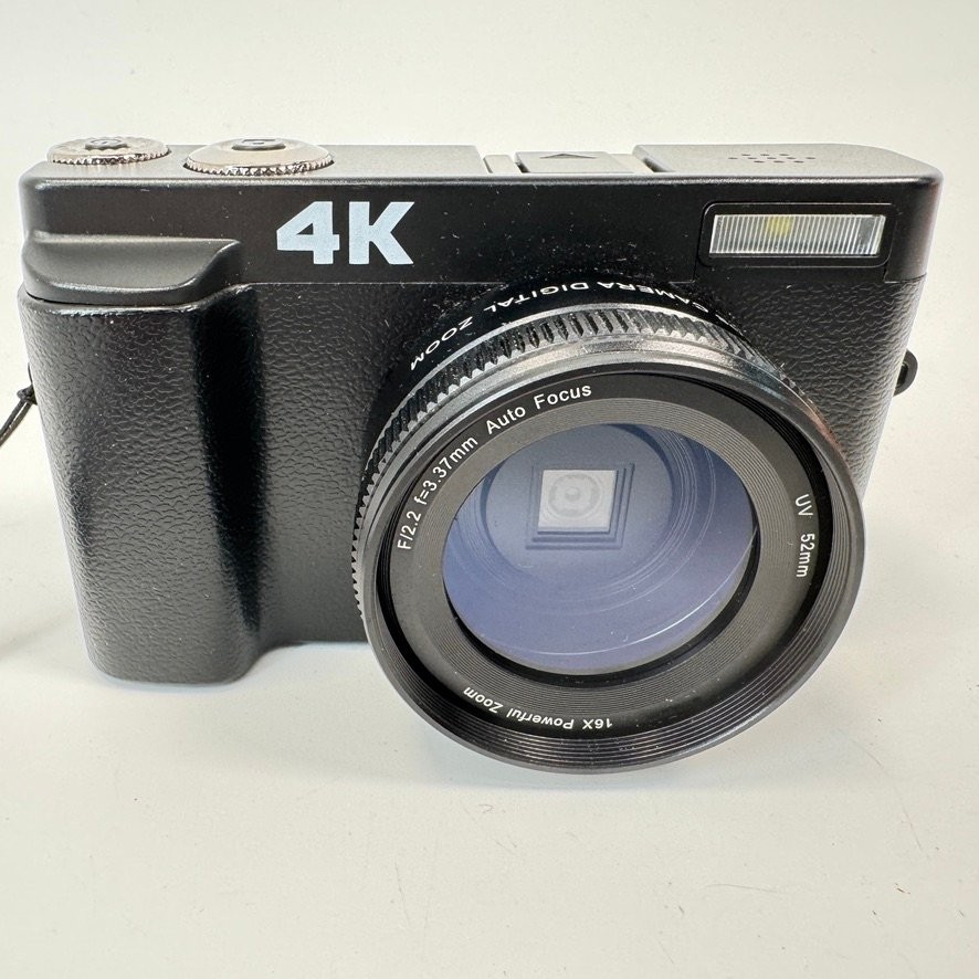 DC101 4K Digital Camera CMOS Zoom Lens & Charger