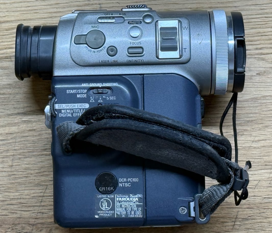 Sony DCR-PC100 MiniDV Camcorder Nightshot NTSC -Power Issues- Free Shipping