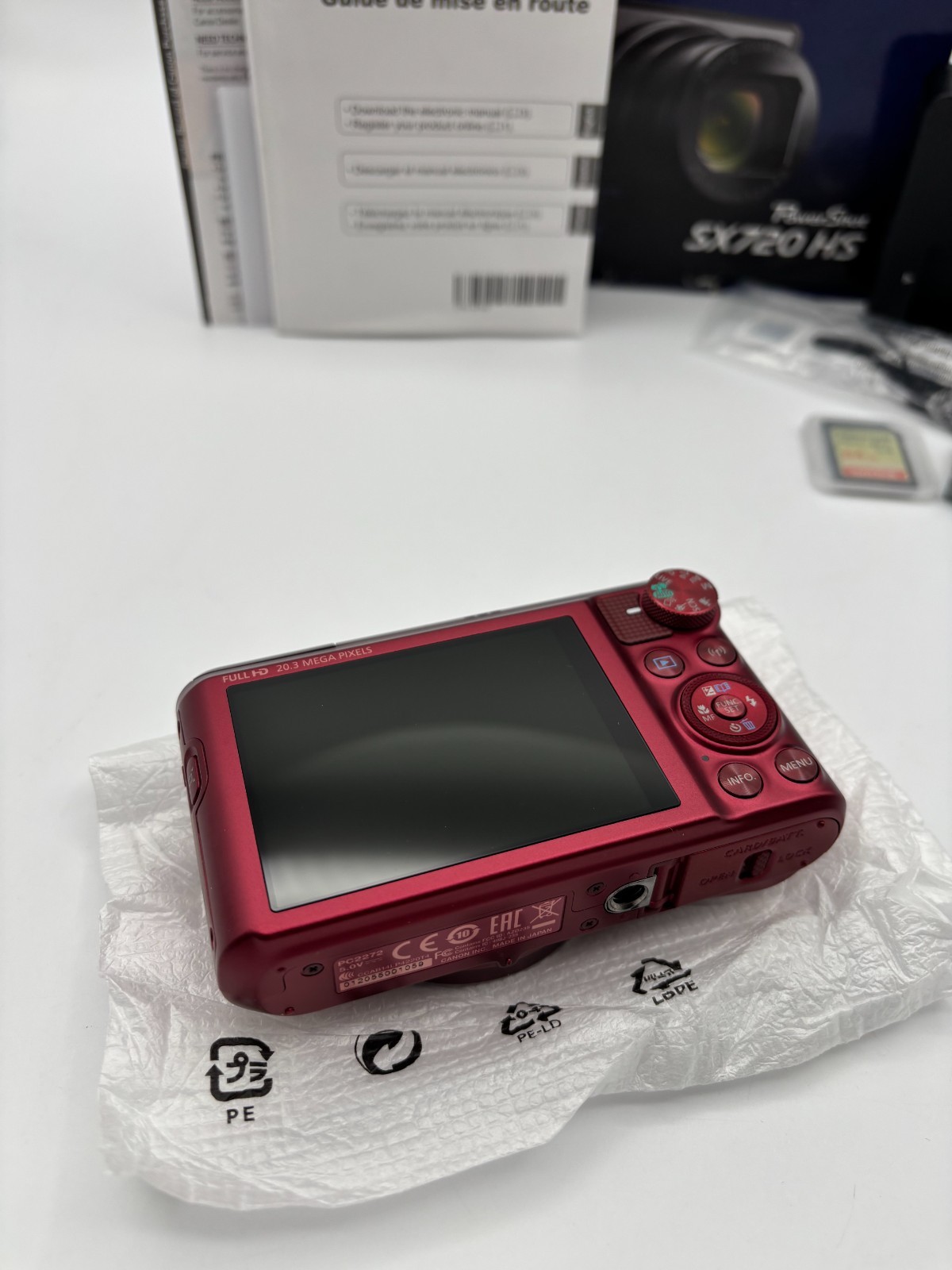 Canon PowerShot SX720 HS 20.3MP Compact Digital Camera Red Bundle MINT