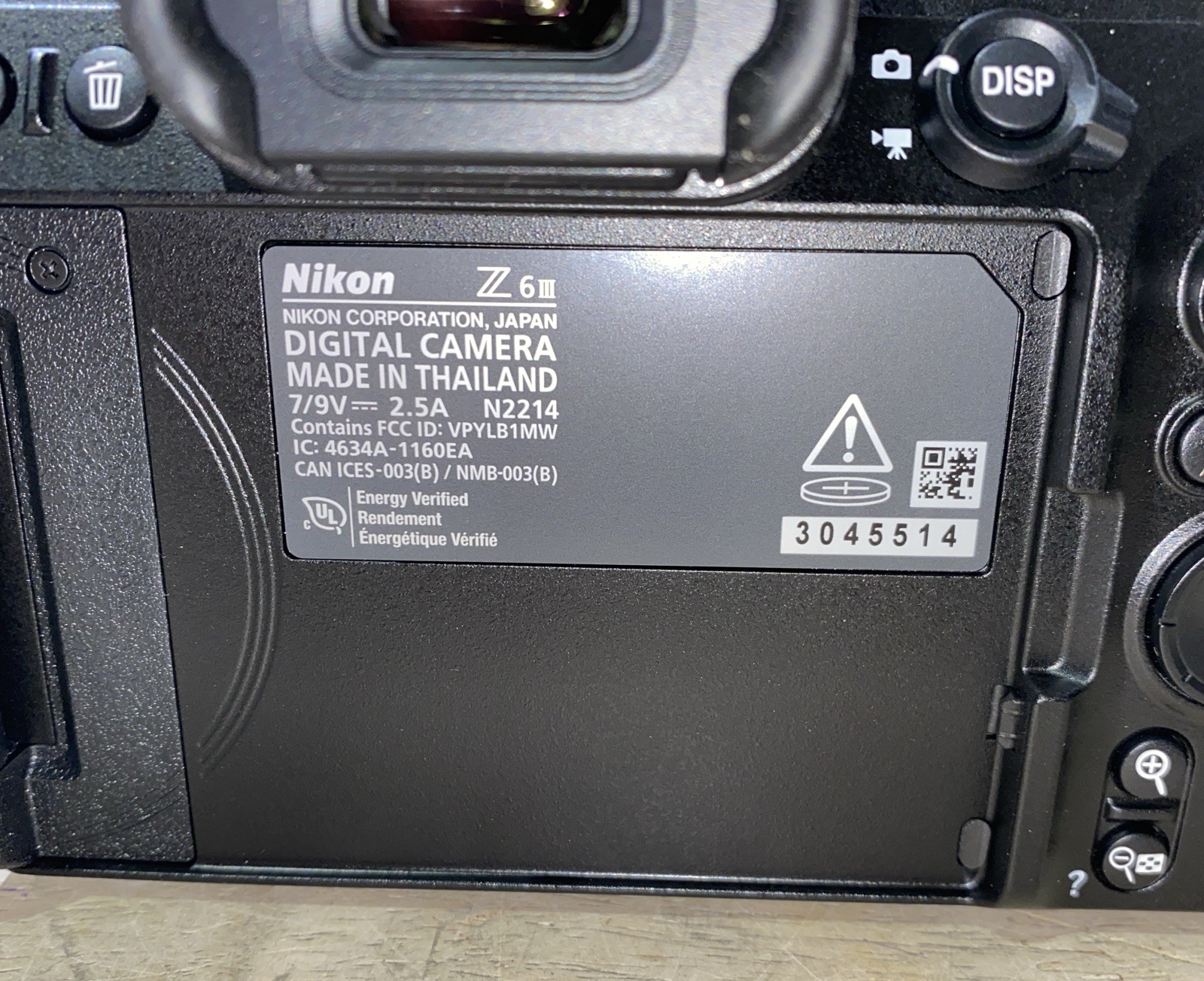 Nikon Z 6III Mirrorless Camera 24.5MP Body W/ 2 Batteries & Charger