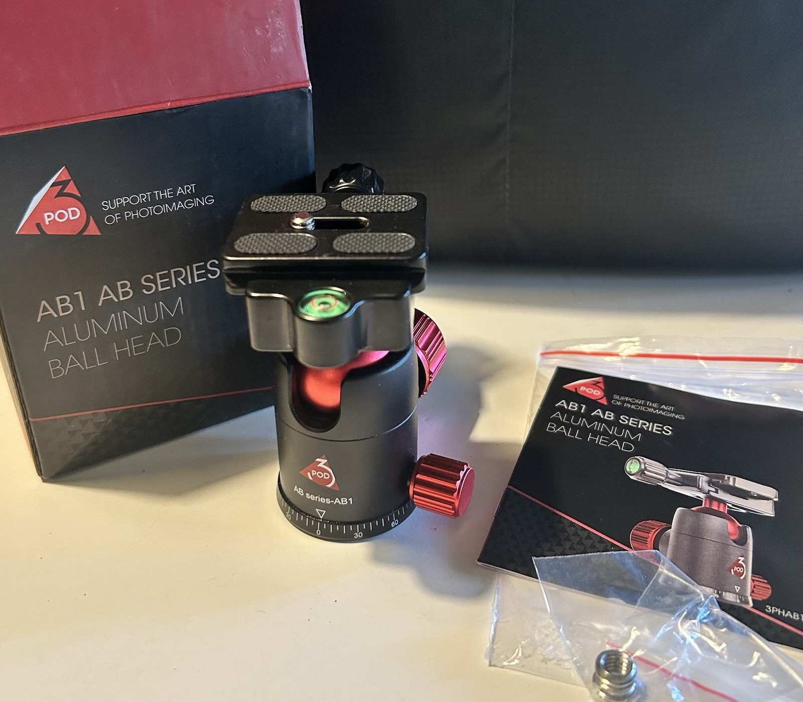 Flashpoint XPLOR 100 Pro TTL R2 Battery-Powered Monolight Bundle Lots of Extras