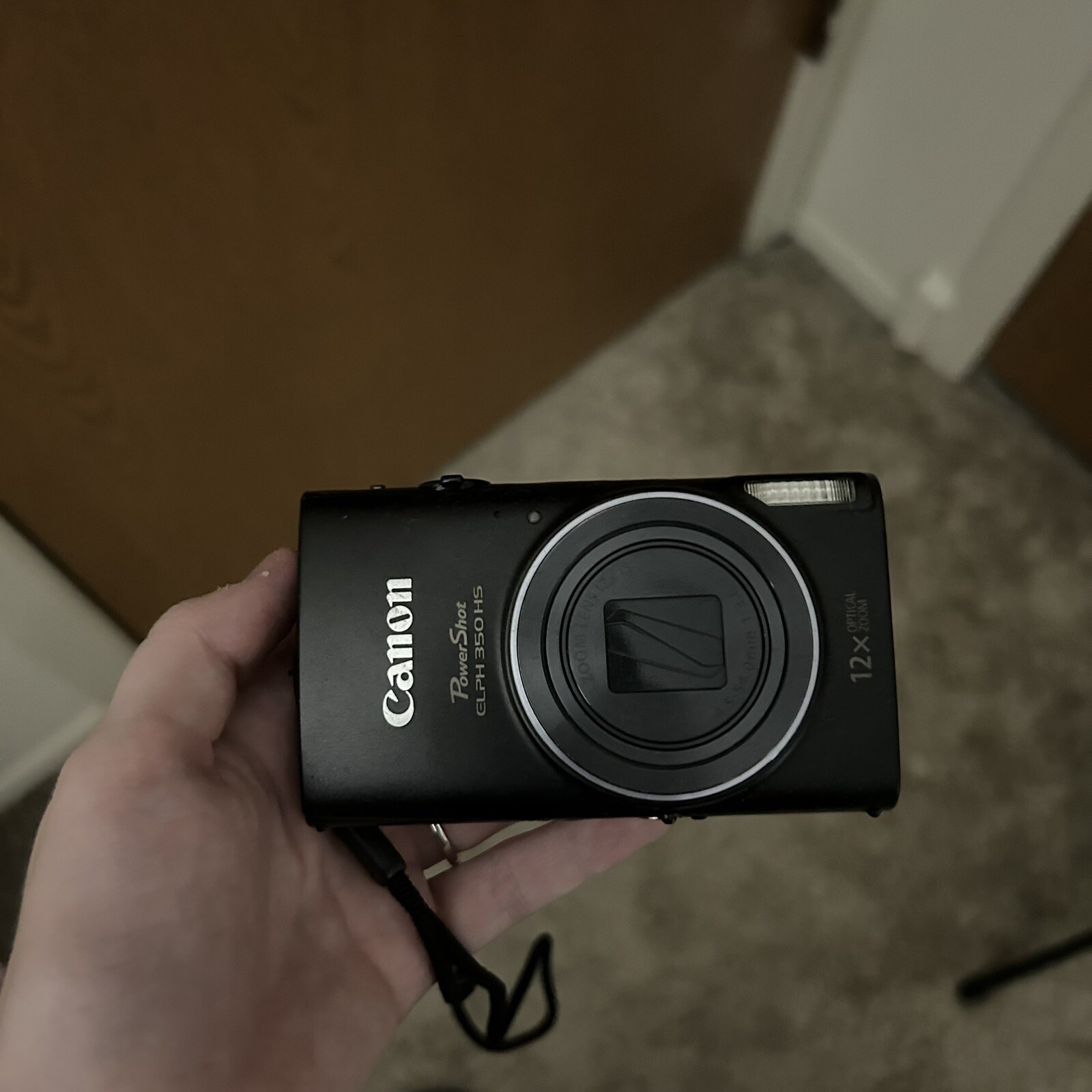 Canon PowerShot ELPH 350 HS/IXUS 275 HS Black 20.2MP Digital Camera EUC