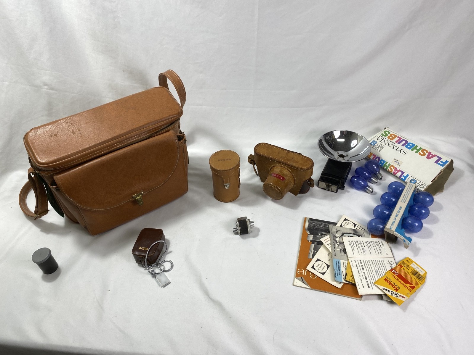Argus C-44 35mm Camera with/ Bulb Flash & Kit – Untested