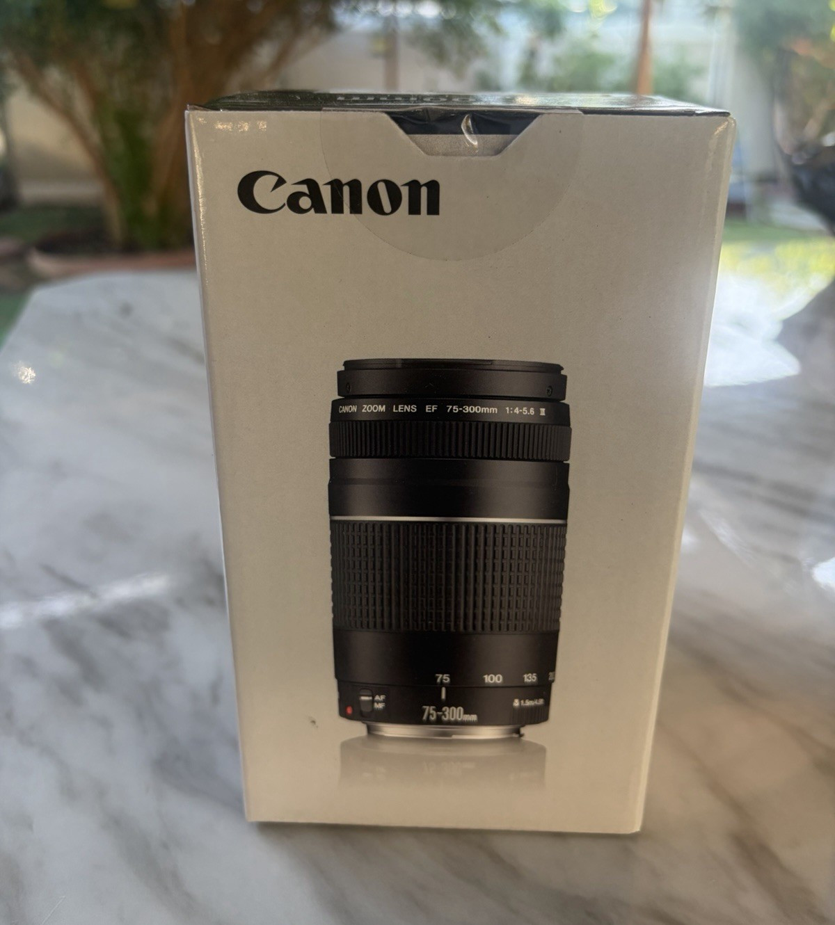 Canon EF 75-300mm f/4-5.6 III Zoom Lens Auto/Manual Focus 58mm Filter