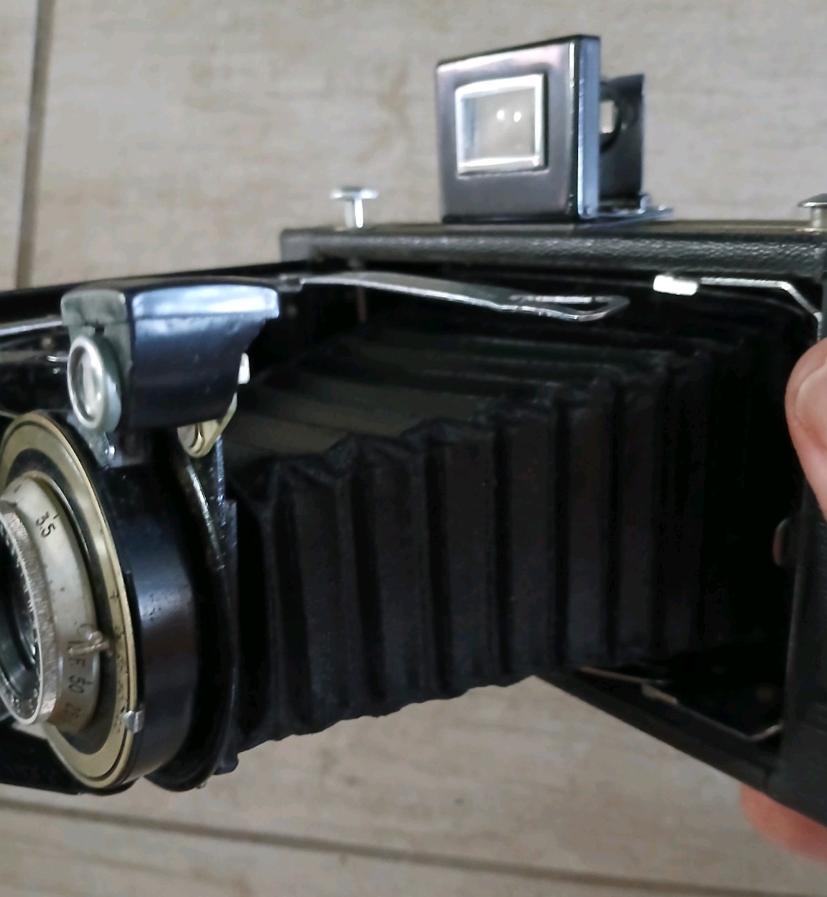 Vintage Kodak Vigilant Six-16 Folding Camera w/ Original Box