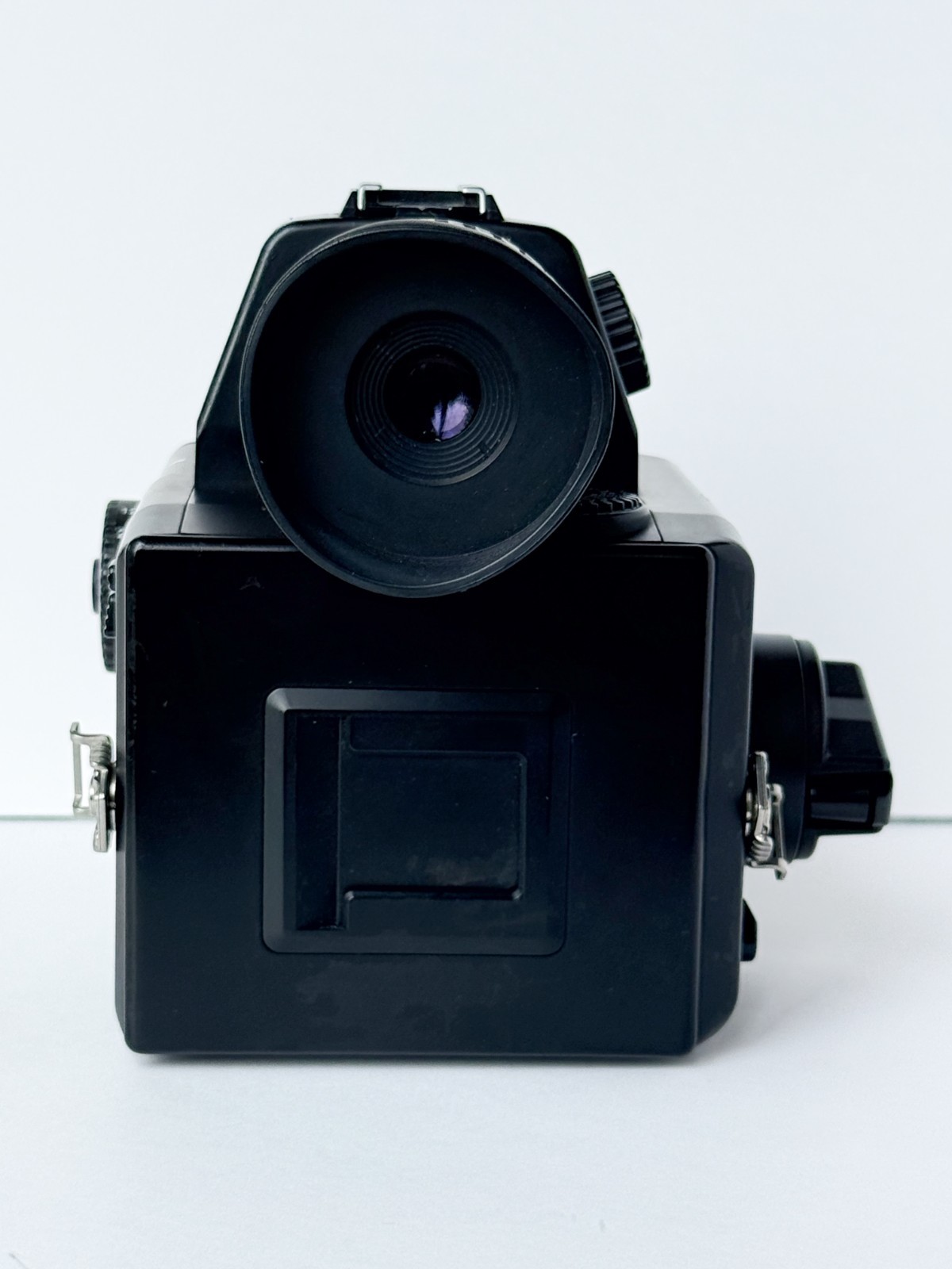 Mamiya 645E Medium Format SLR Film Camera Body + Removable Grip + 120 Film Inser