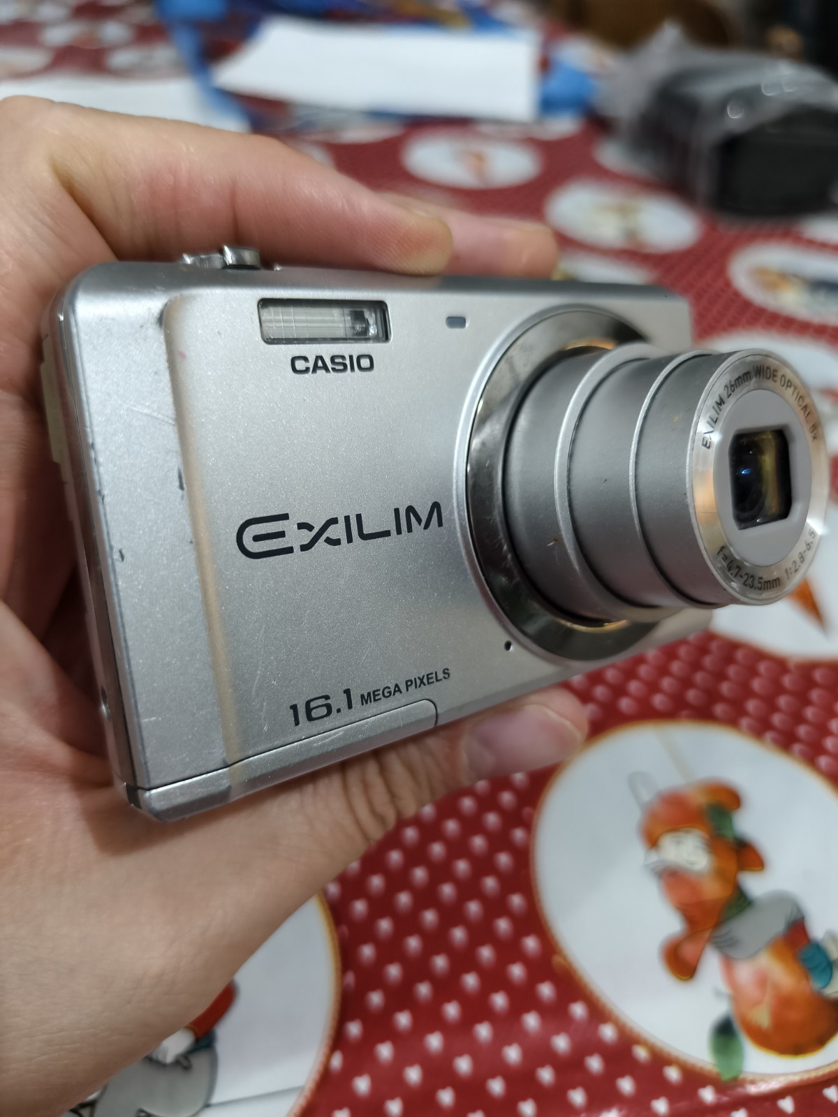 Casio Exilim EX-ZS6 Camera