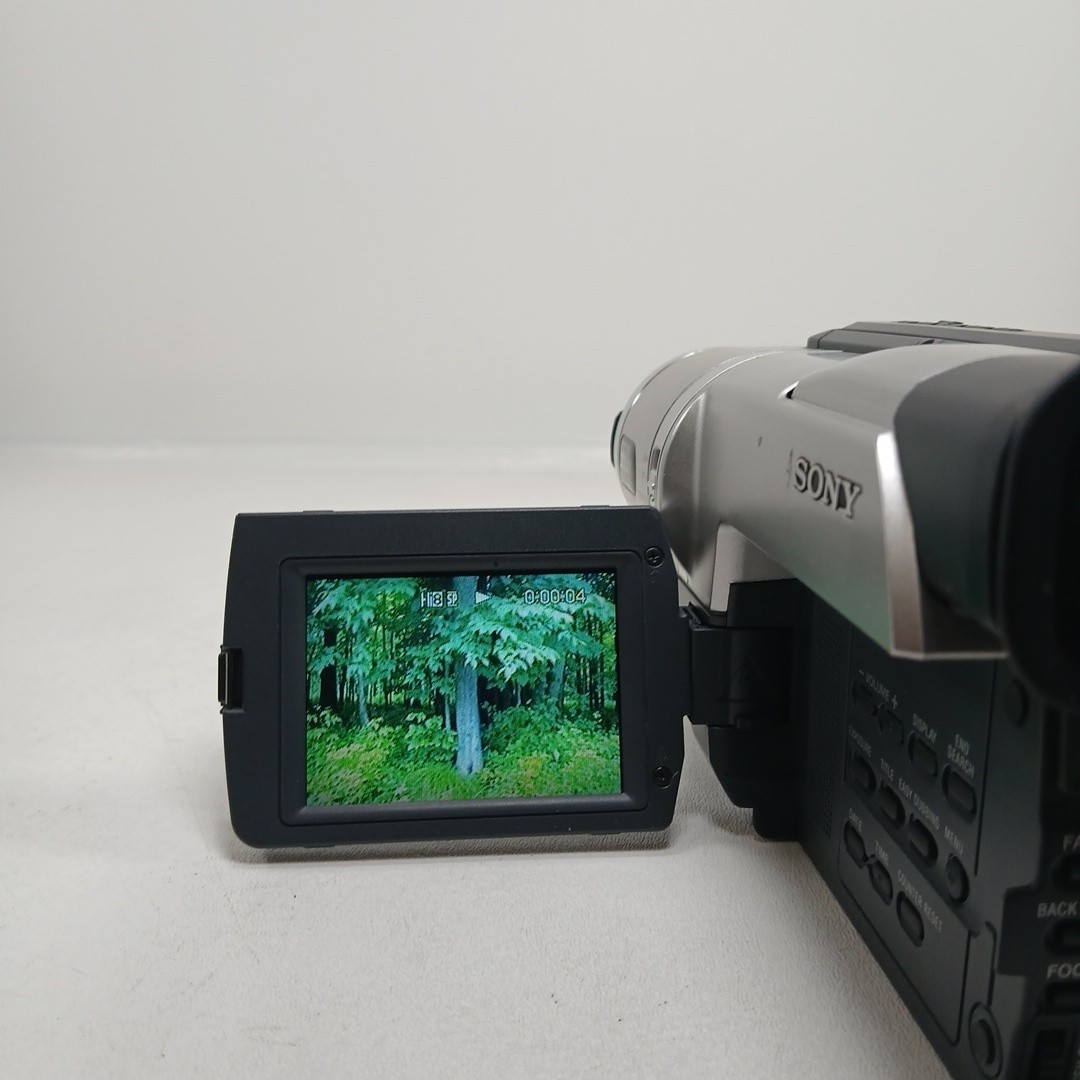 Sony Handycam Vision CCD-TRV608 NTSC Video Hi8 Camcorder Tested & Works