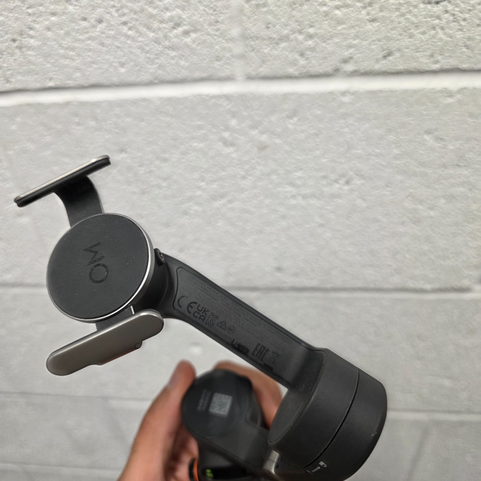 DJI Osmo Mobile 6 Smartphone 3-Axis Gimbal Stabilizer CP.OS.00000213.01