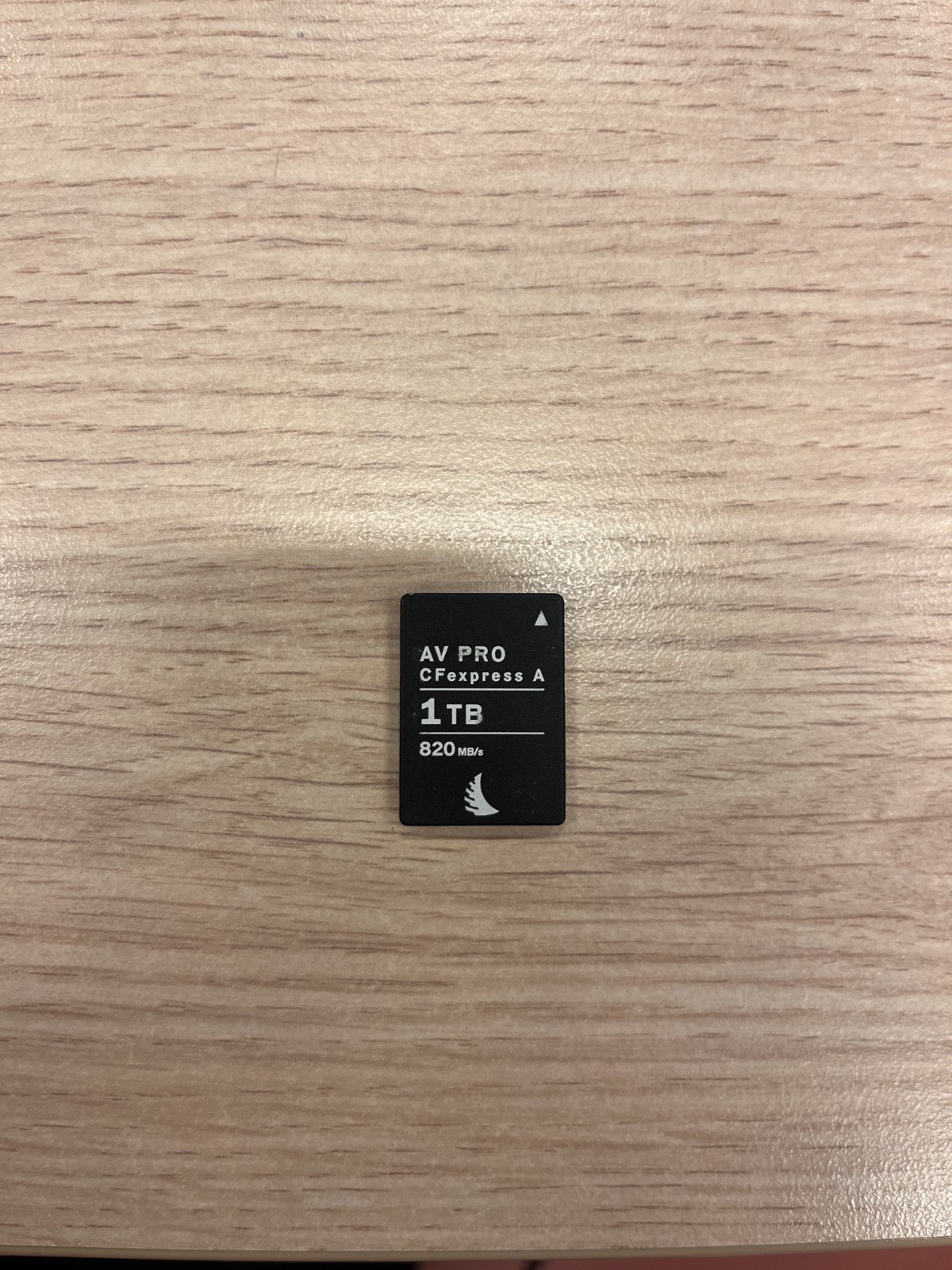Angelbird 1TB AV Pro CFexpress 2.0 Memory Card (AVP1T0CFXA)