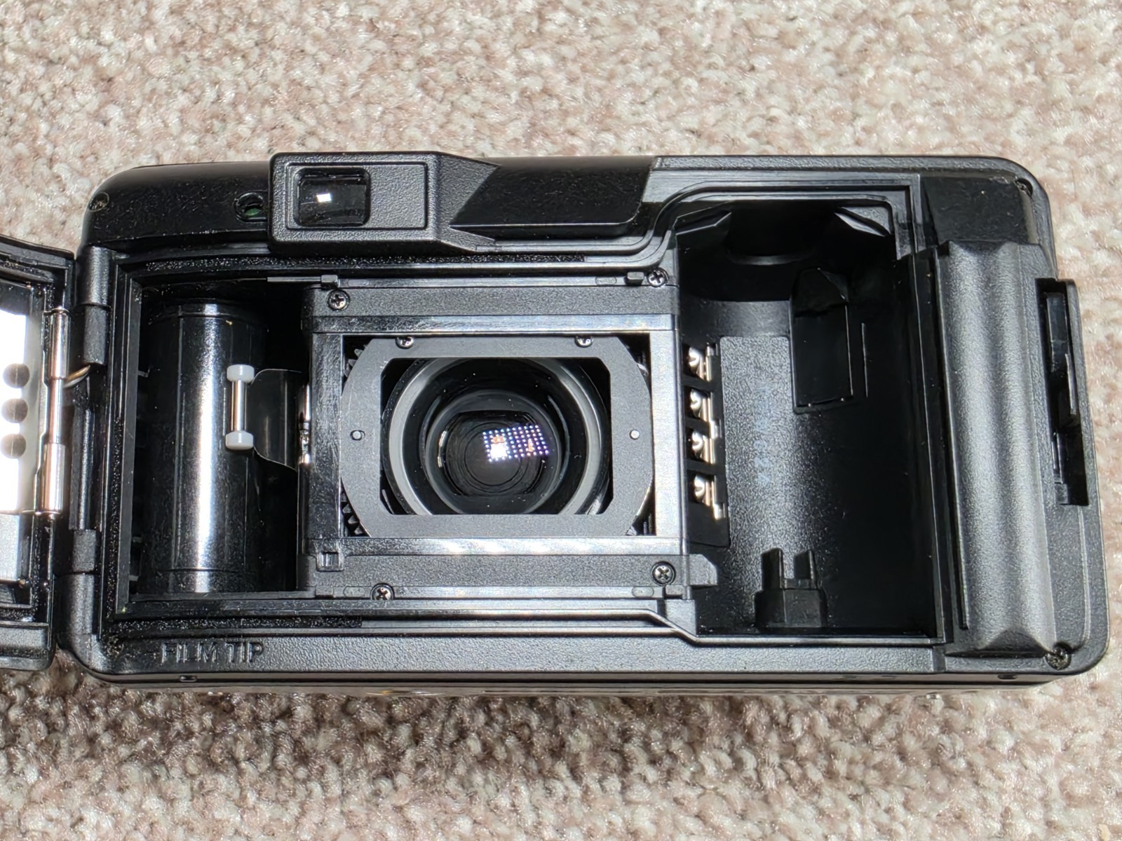 Olympus Infinity Zoom 105 35mm Point & Shoot Film Camera -Not Film Tested *read*