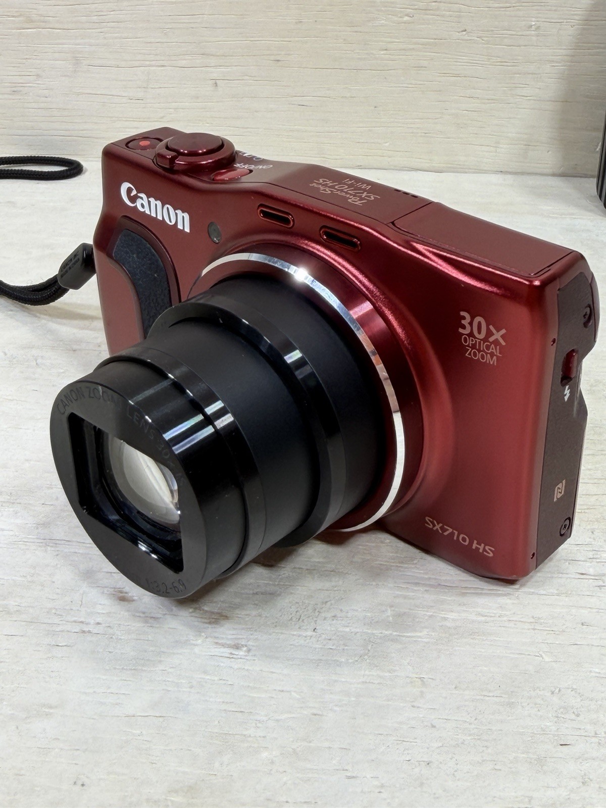 Canon PowerShot SX710 HS 20.3MP 30x Optical Zoom Digital Cam w/ 2 Batts, 32GB SD