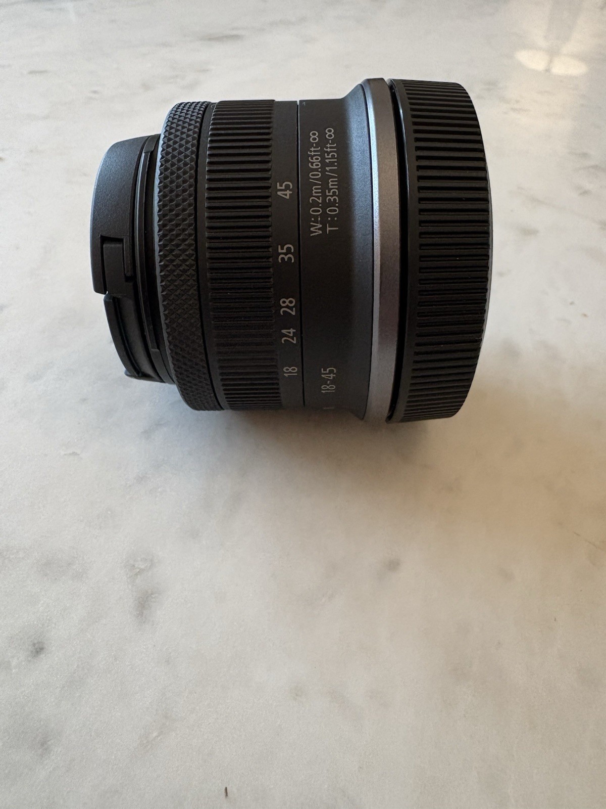 Canon Rf Kit Lenses 18-45mm with Lense Caps and Lens Hood