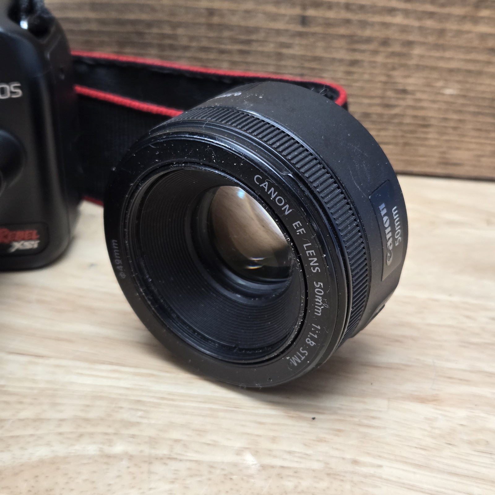 Canon EOS Rebel XSi DSLR Digital Camera w/ 50mm Lens And 70-300 Sigma DG LENS