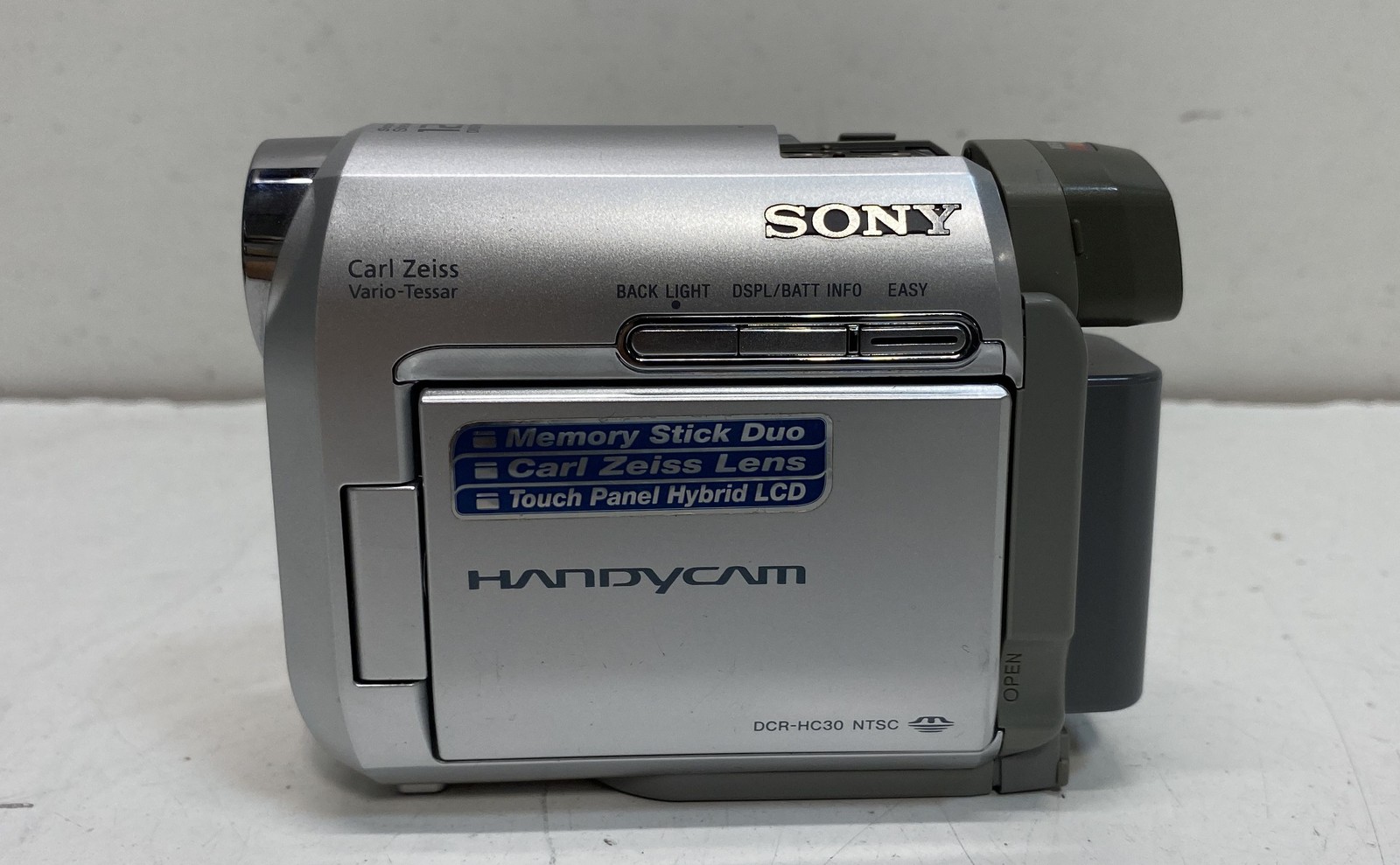 Sony Handycam DCR-HC30 MiniDV NTSC Digital Camcorder Bundle Case Remote Tested