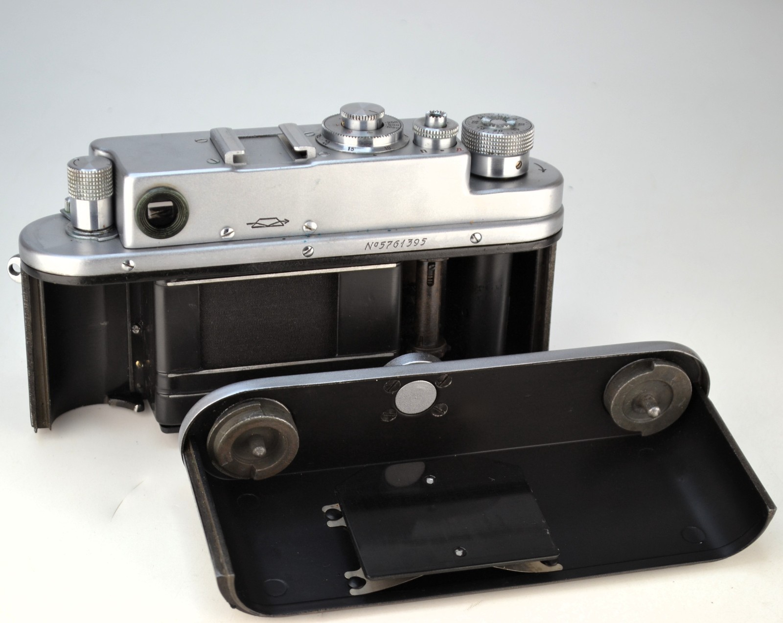 FULLY SERVICED! EARLY 1957 USSR “ZORKI 4” RF CAMERA + JUPITER-8 lens M39 (082)